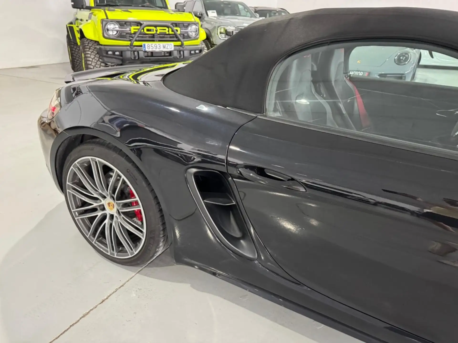 Porsche Boxster GTS 4 2021 검정 사진 6