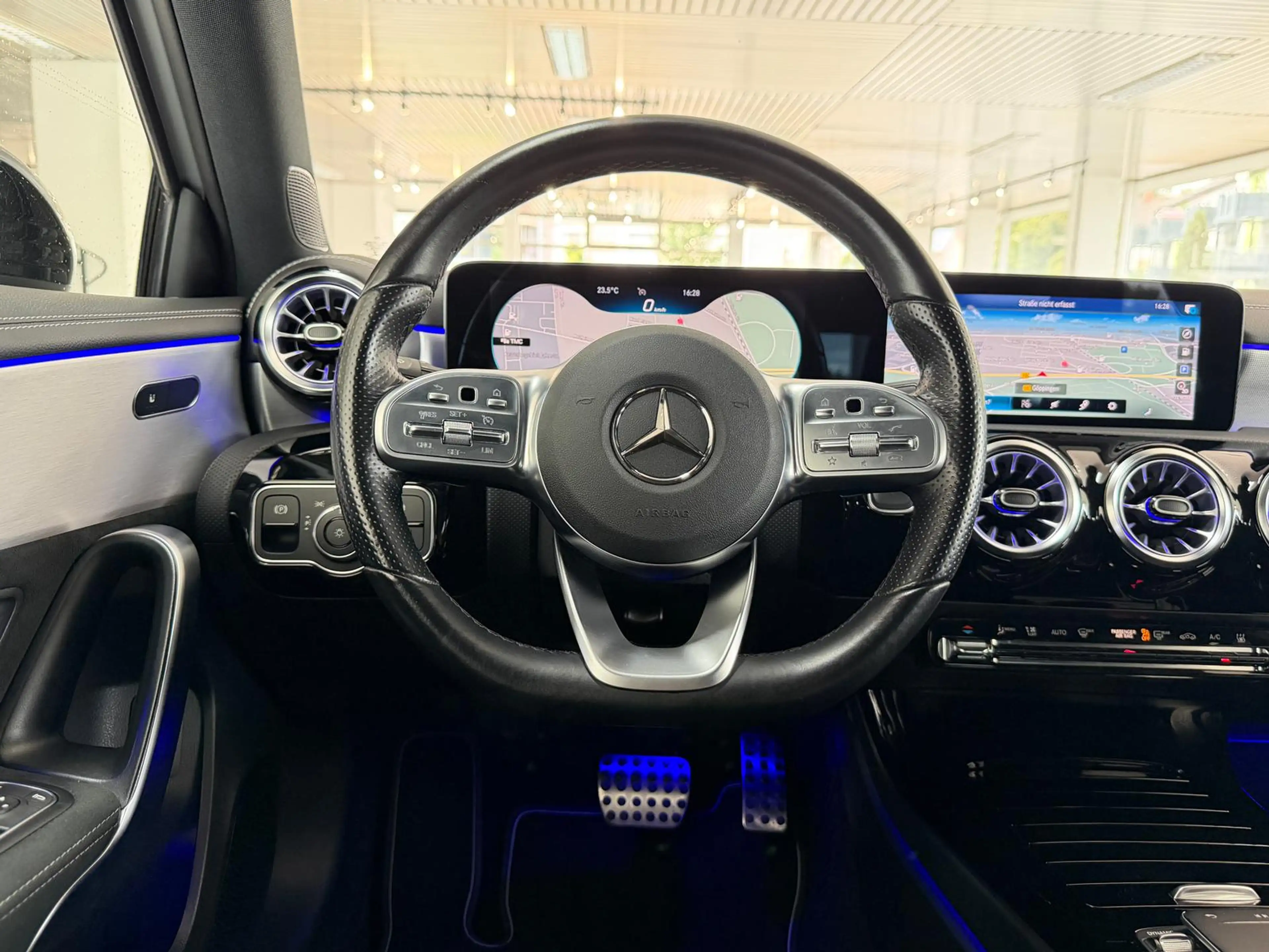 Mercedes-Benz A 250 e 3x AMG SPORT*EDITION2020*MBUX*WIDE*KAMER — photo 9