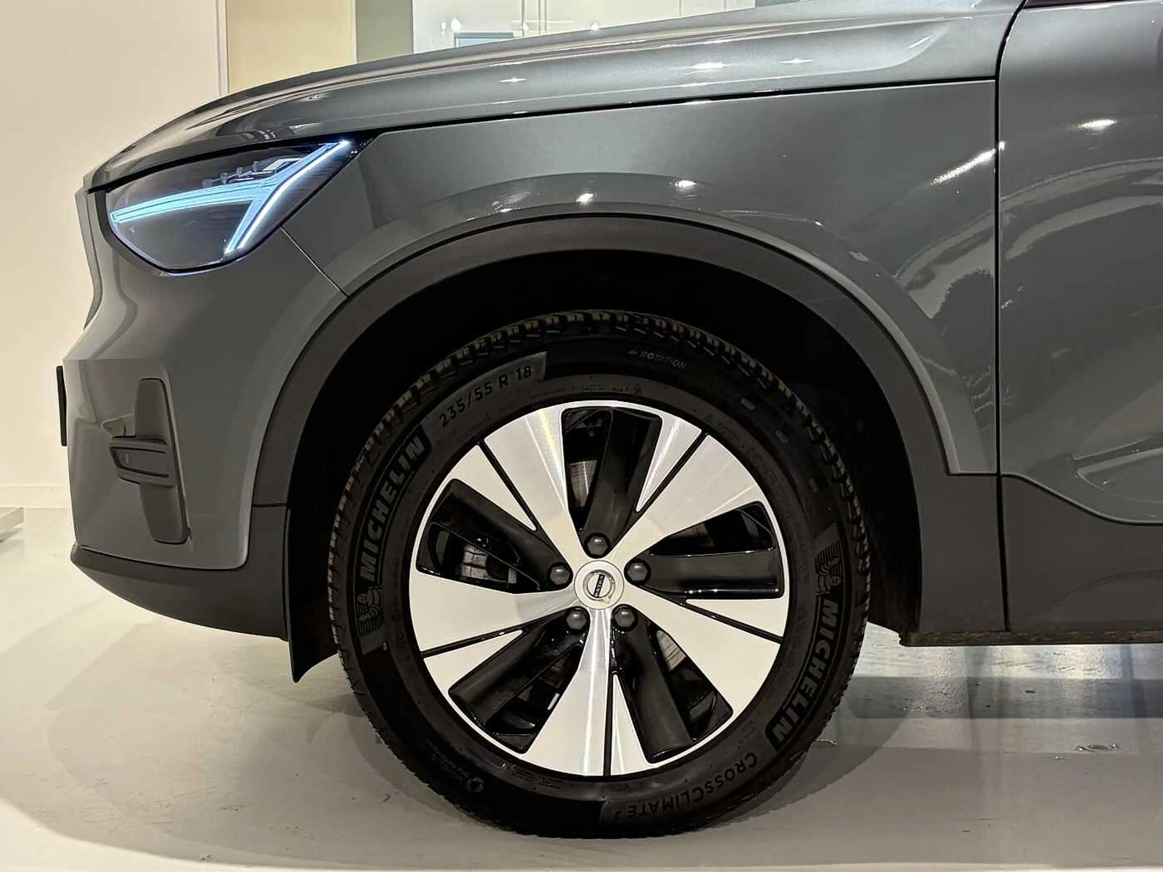 Volvo XC40 B3 Mild Hybride + LEDER/PDC VOOR EN ACHTER — photo 3