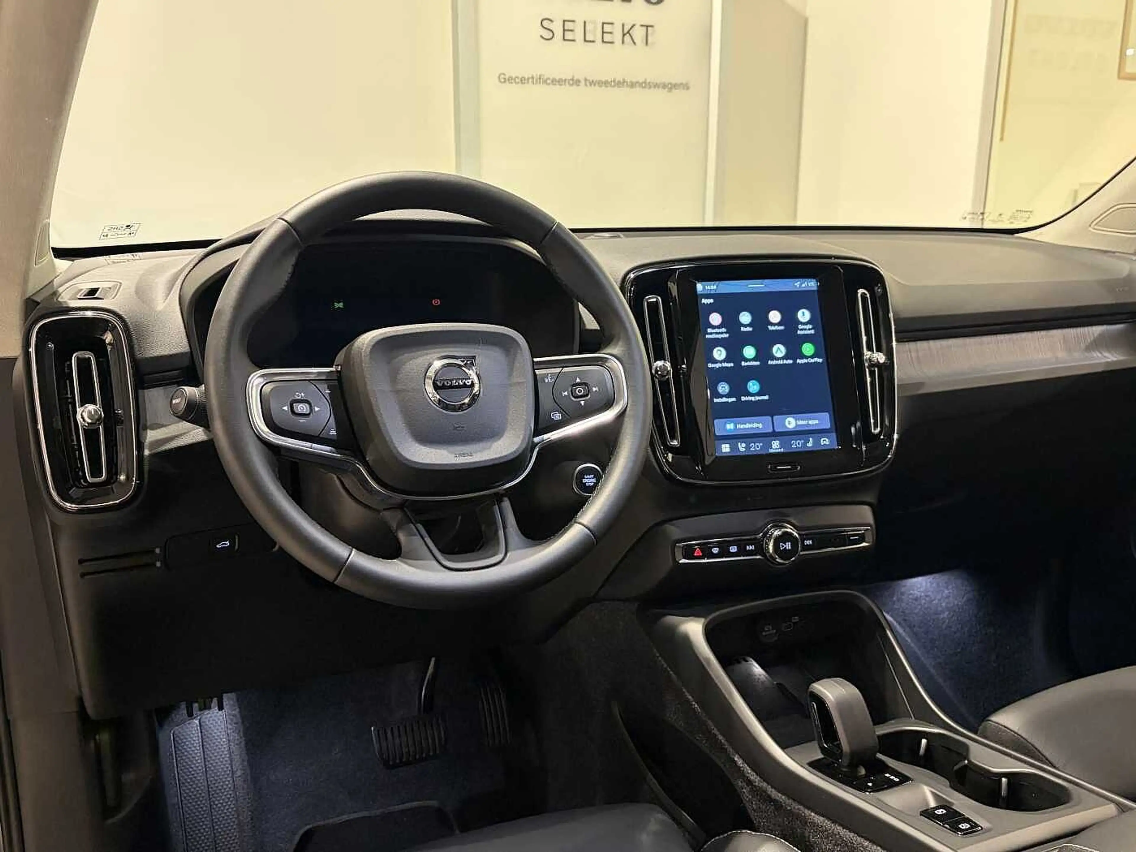 Volvo XC40 B3 Mild Hybride + LEDER/PDC VOOR EN ACHTER — photo 5