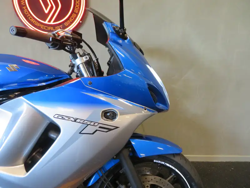 Suzuki GSX 650 - foto 6