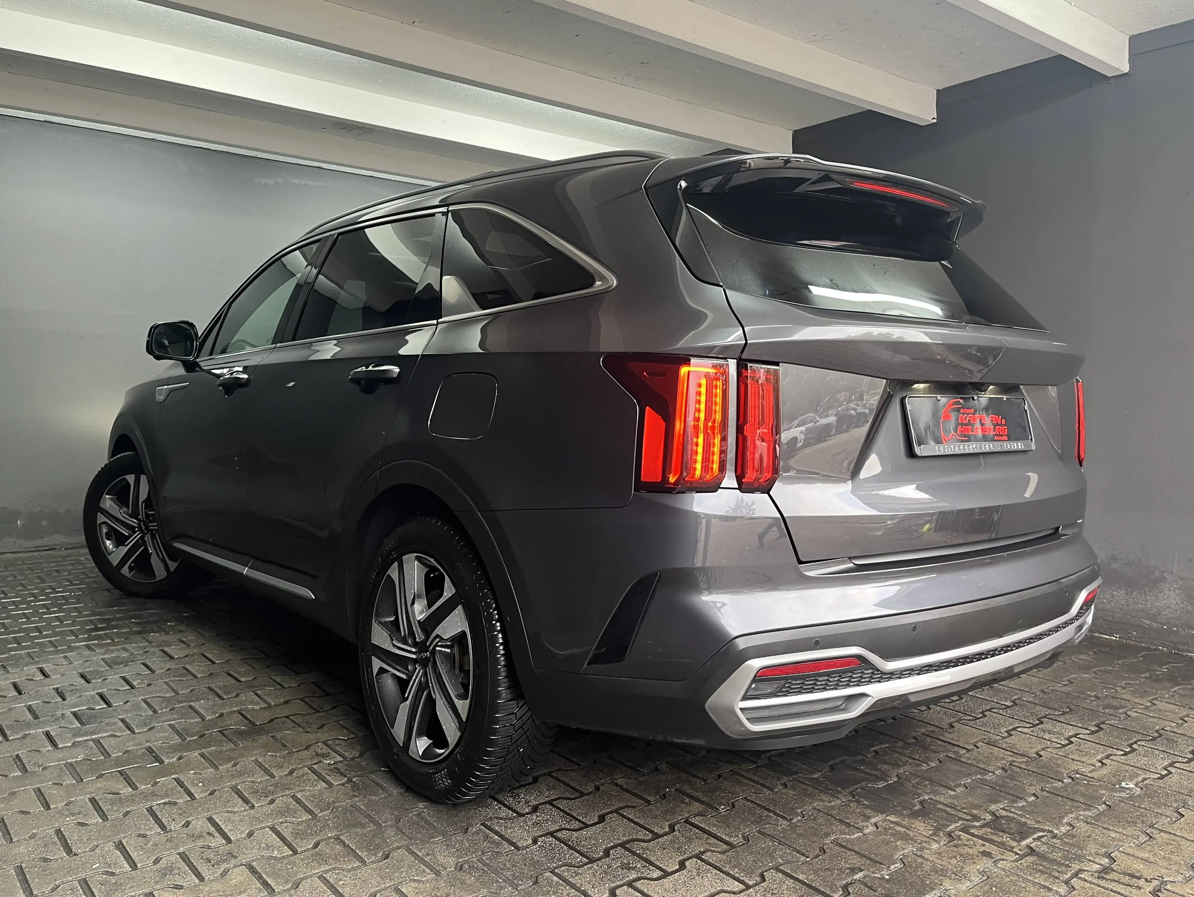 Kia Sorento Platinum 4WD Plug-In, PANO, 360°,ACC — photo 6