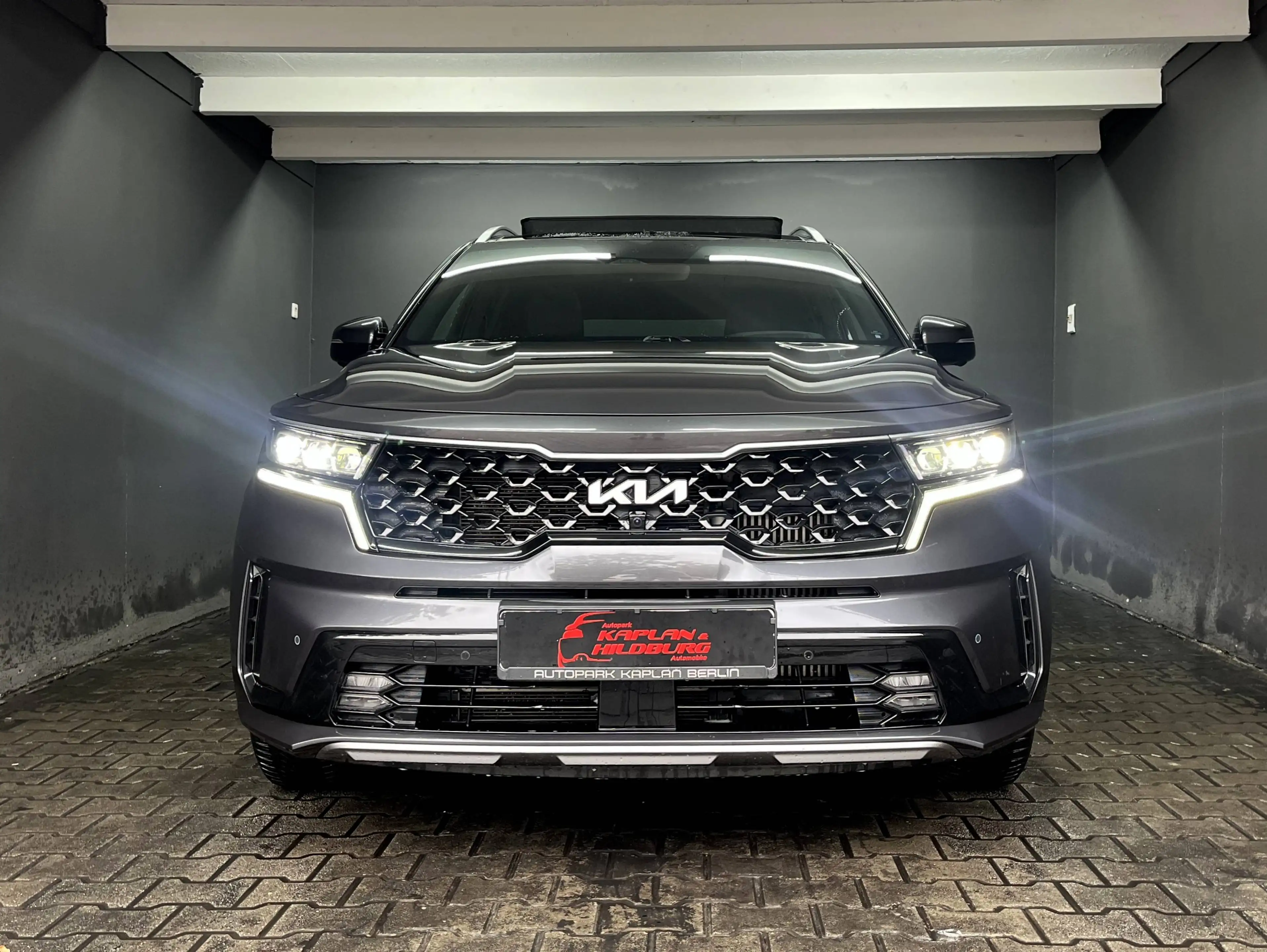Kia Sorento Platinum 4WD Plug-In, PANO, 360°,ACC — photo 2