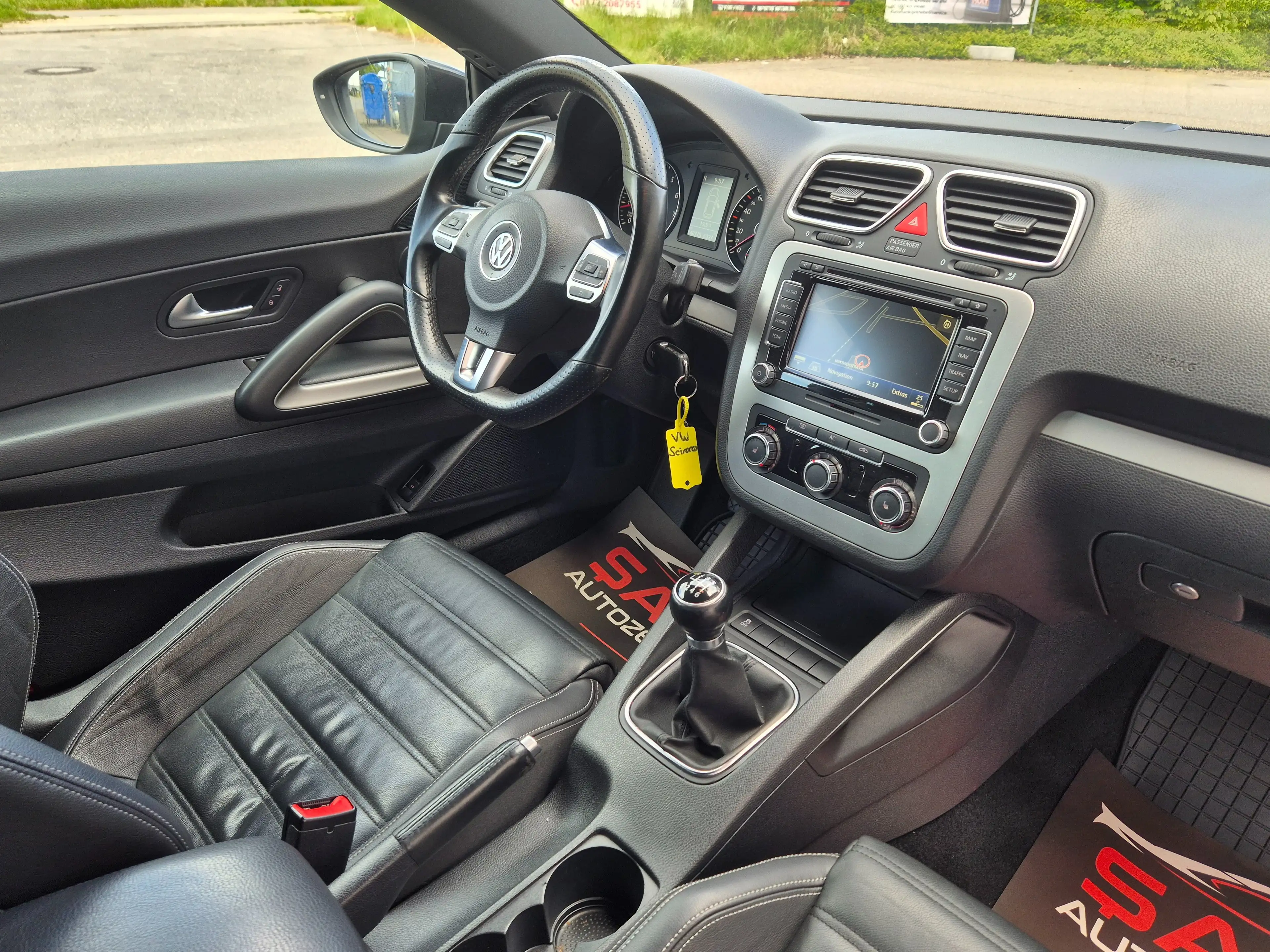 Volkswagen Scirocco 1.4 TSI Leder BiXenon Navi PDC — photo 13