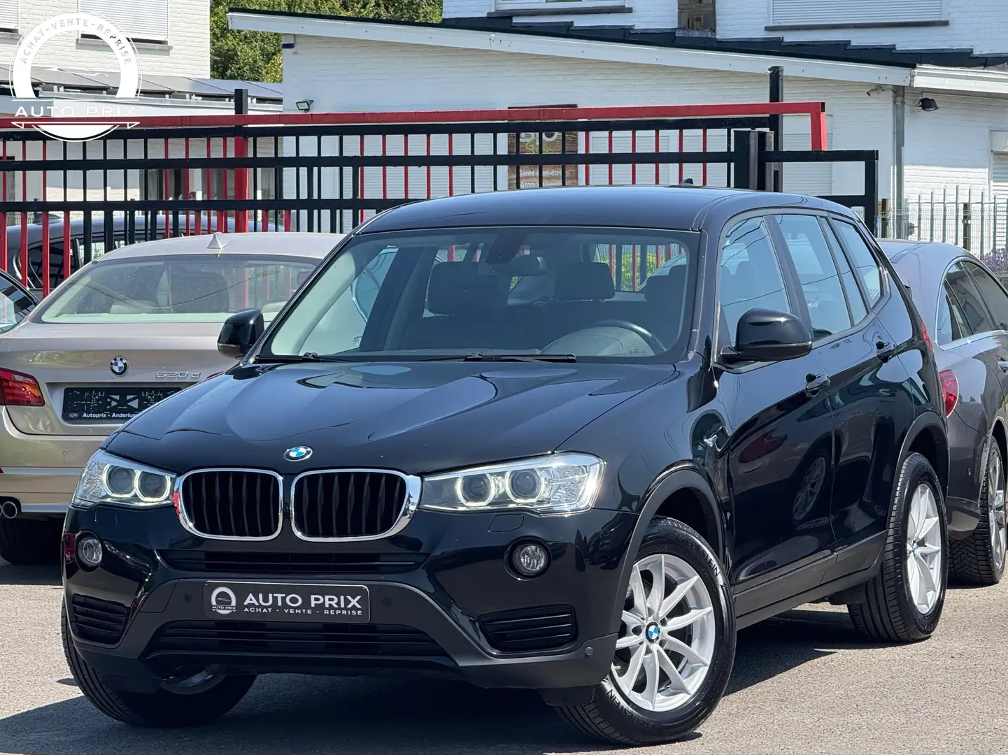 BMW X3 2.0 d sDrive18 Navi Xénon Cuir 1Er Main Carnet Noir - 1