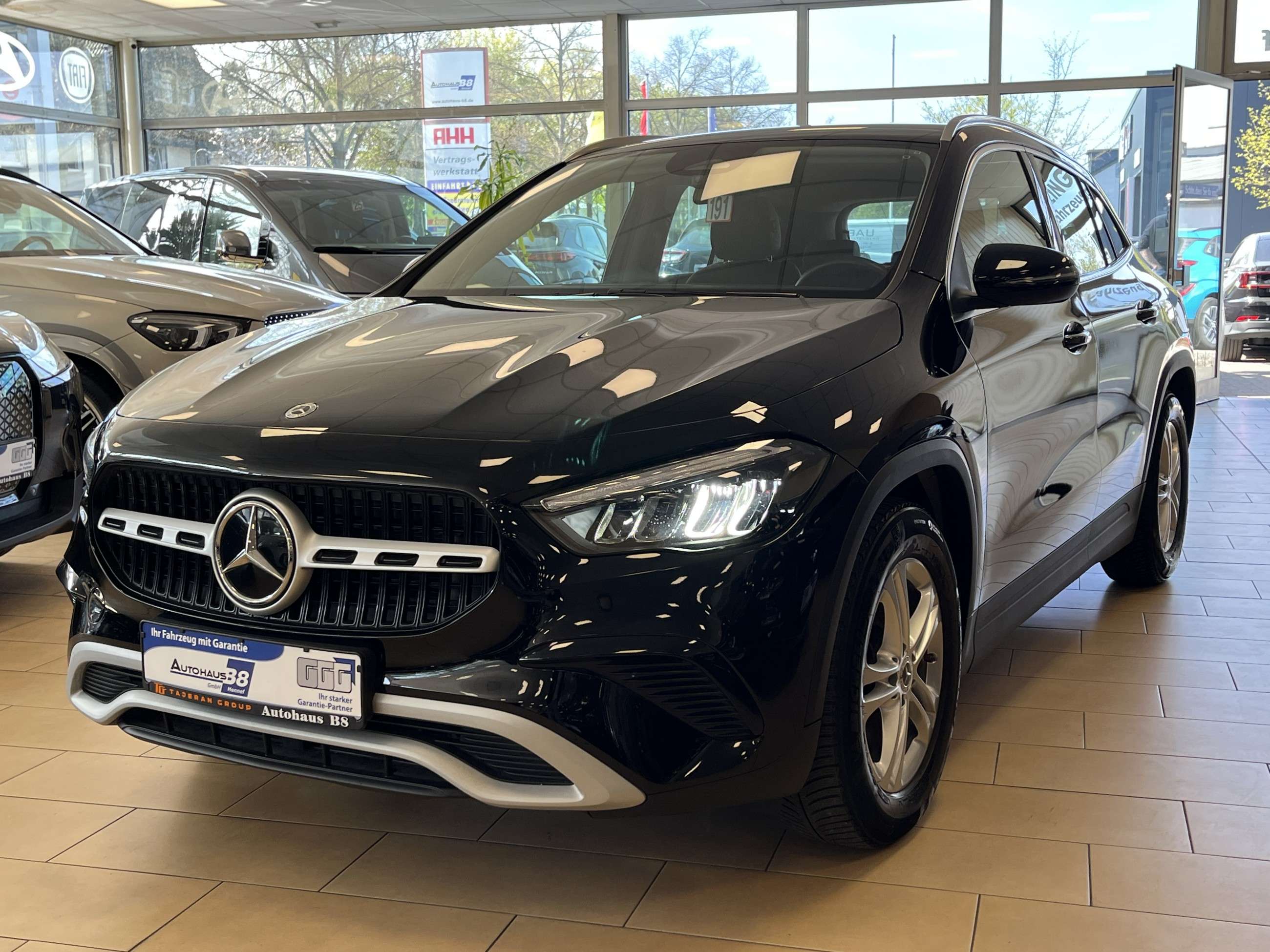Second hand Mercedes Benz Gla-Class 180