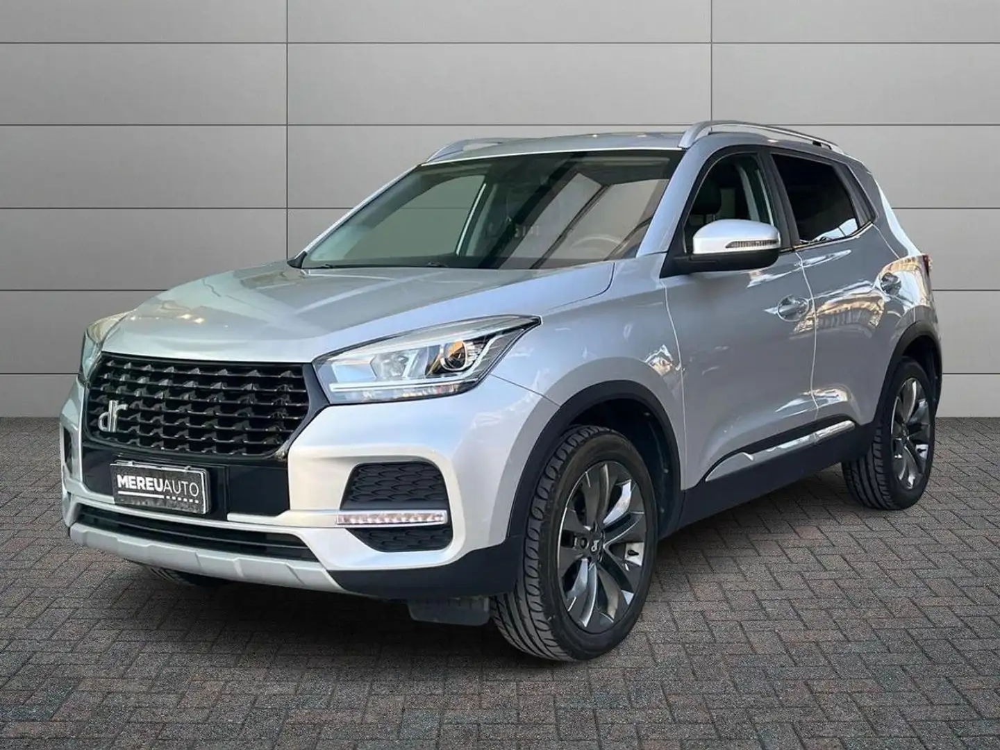 DR Automobiles DR4.0 1.5 Bi-Fuel GPL Grau - 1