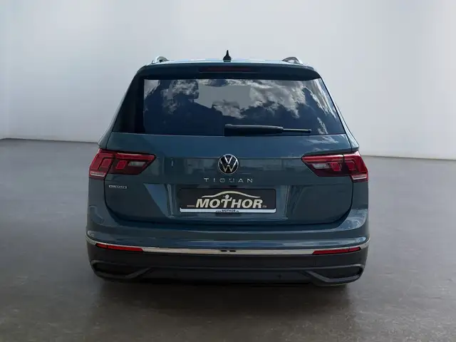 Volkswagen Tiguan Allspace view 5