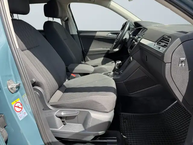 Volkswagen Tiguan Allspace view 15