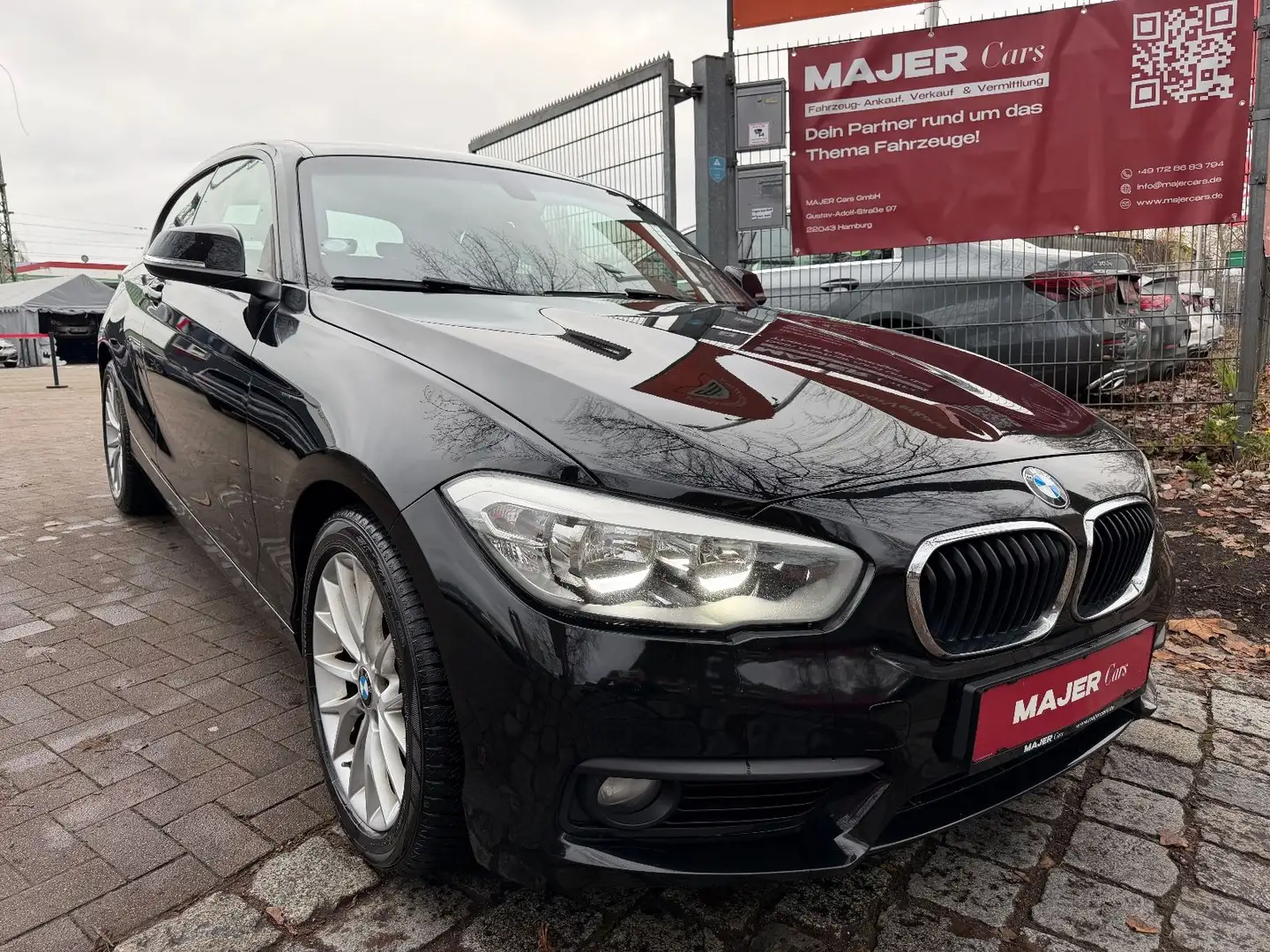 BMW 118 d AUTOMATK*LED*KLIMA*RADIO Schwarz - 1