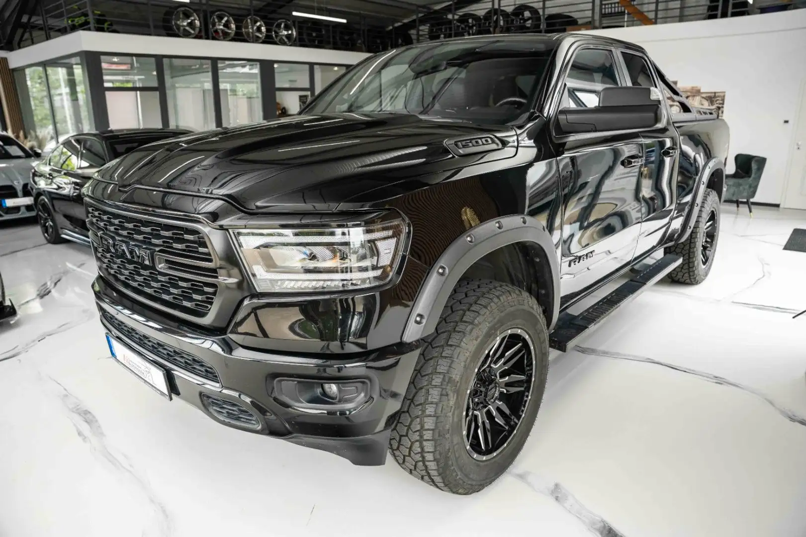 Dodge RAM 5,7 1500 5.7 4X4 BIG HORN LPG KAMERA NAVI Schwarz - 1