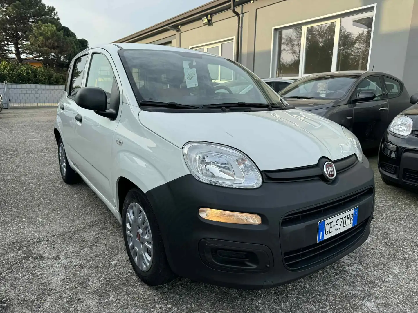Fiat Panda 1.0 GSE S&S Hybrid Pop Van 2 posti Blanc - 2