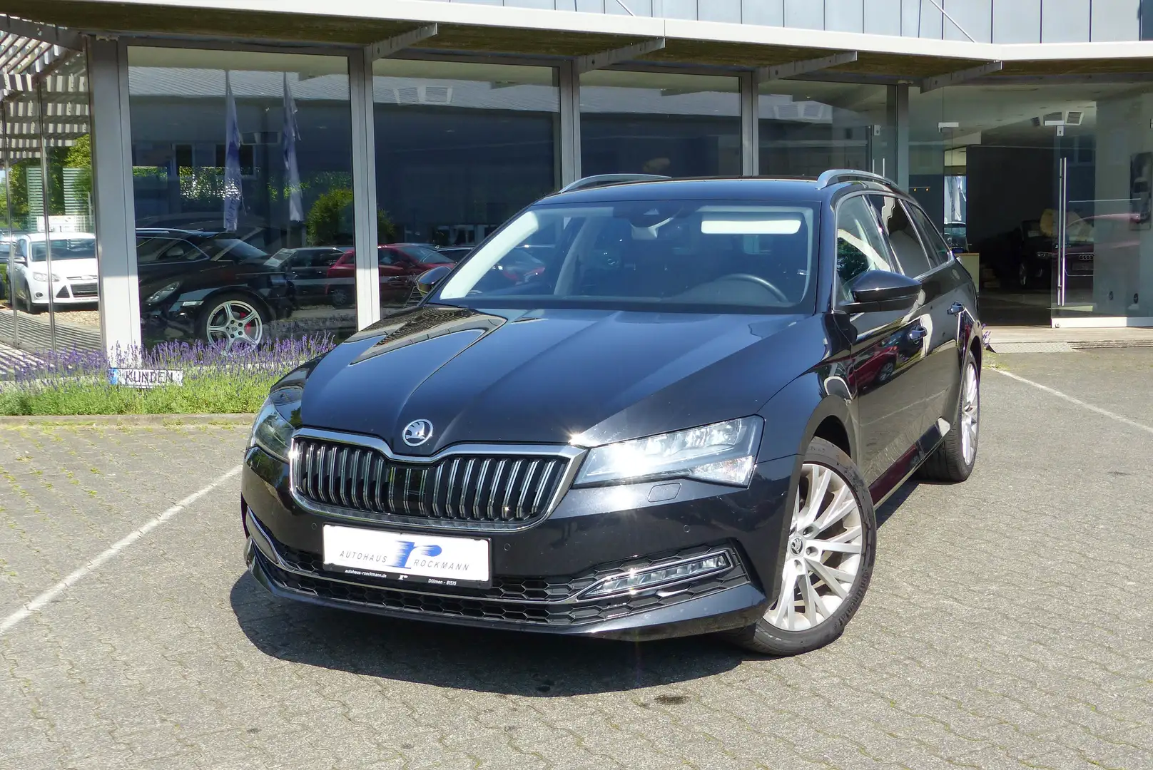Skoda Superb Kombi Style AHK virtl.Navi Alcantara Kamera Schwarz - 2