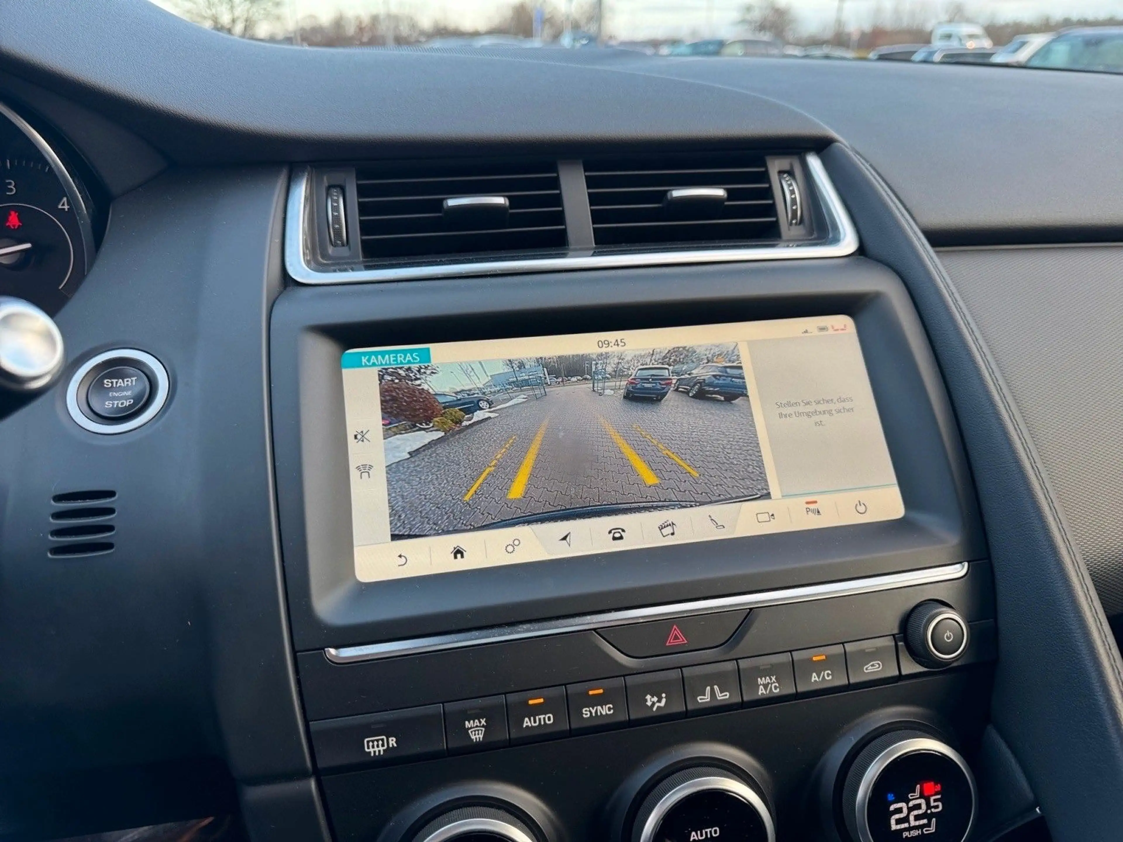 Jaguar E-Pace E-PACE AWD / 1. Jahr Garantie incl. — photo 14