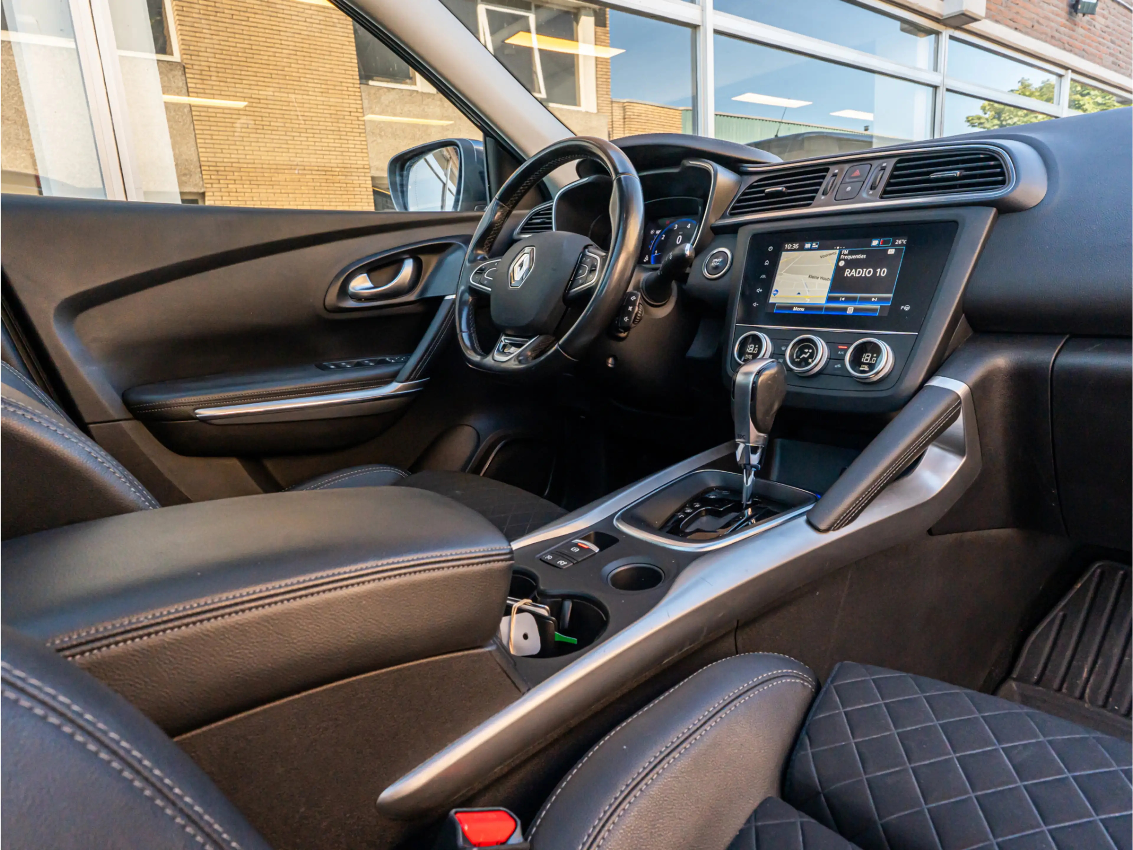 Renault Kadjar 1.3 TCe PANO FULL LED STOELVERW CAMERA — photo 17