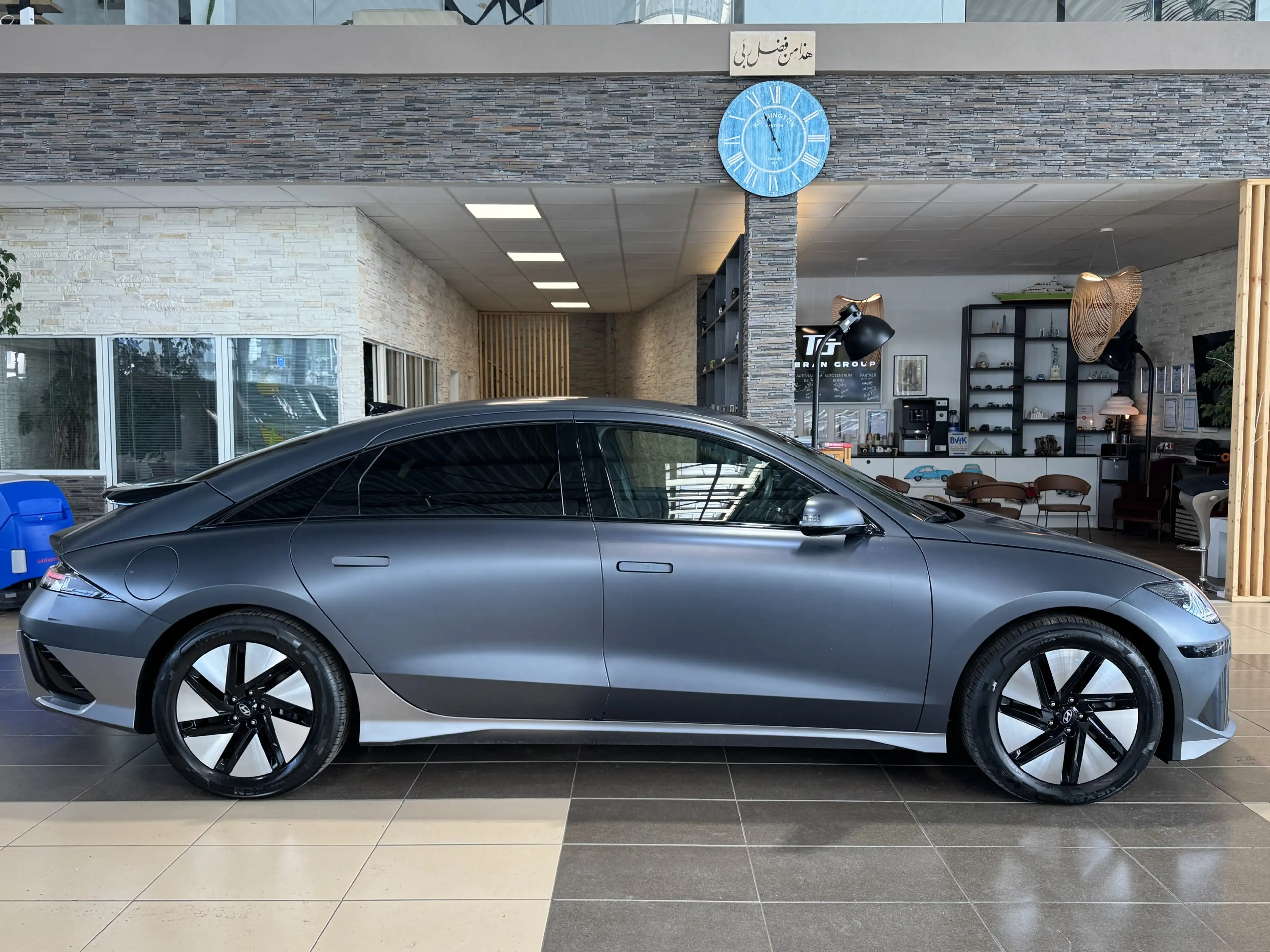 Hyundai IONIQ 6 Techniq R.Cam Navi Wärmepumpe HUD 4WD — photo 4