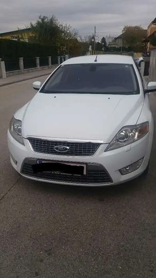 Ford Mondeo Mondeo Traveller Titanium 2,0 TDCi DPF Aut. Weiß - 2