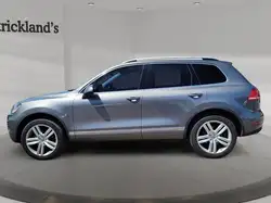 Volkswagen Touareg снимка Volkswagen Touareg