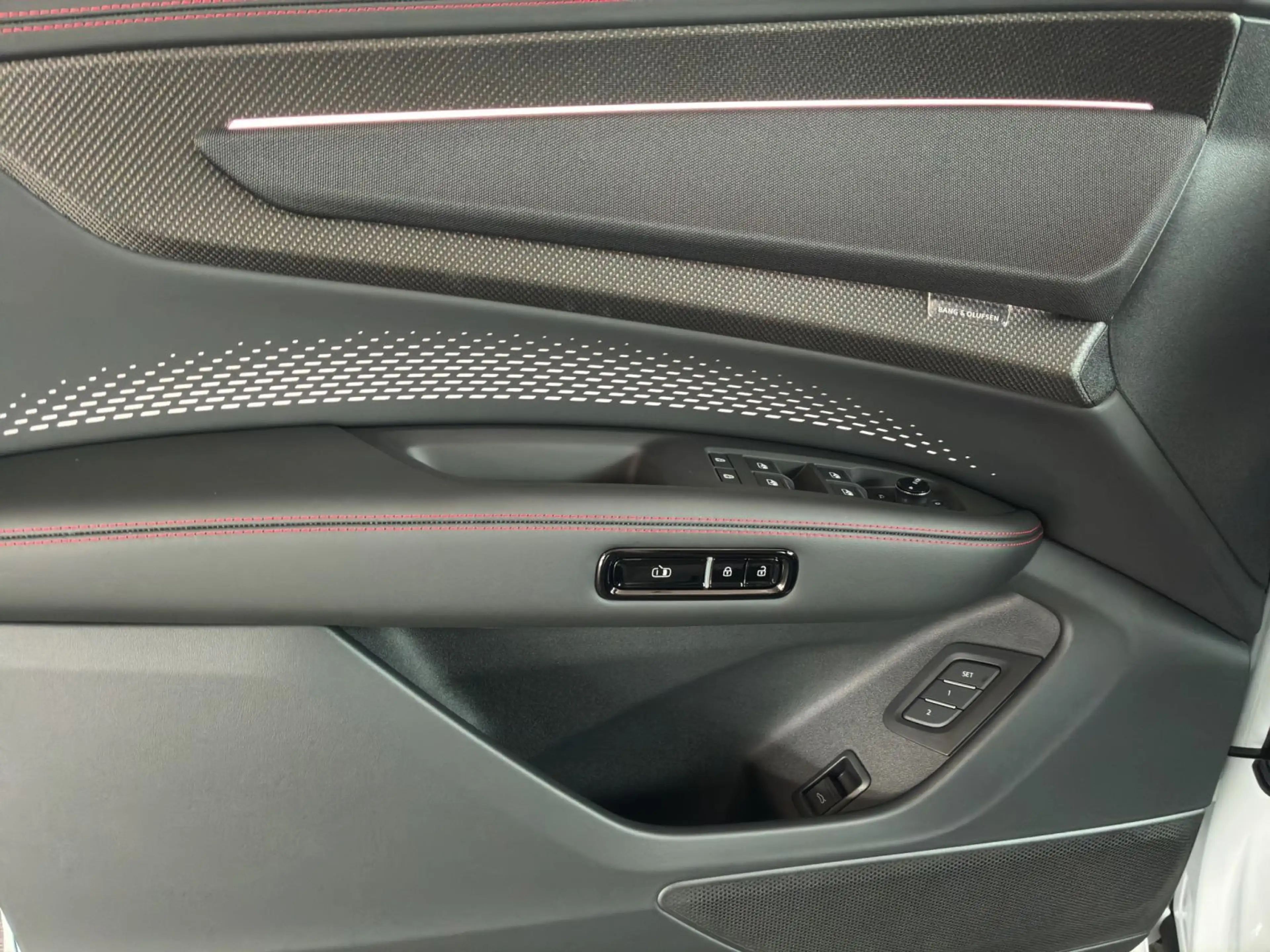 Audi Q7 SUV TDI quattro 220 kW tiptronic — photo 8