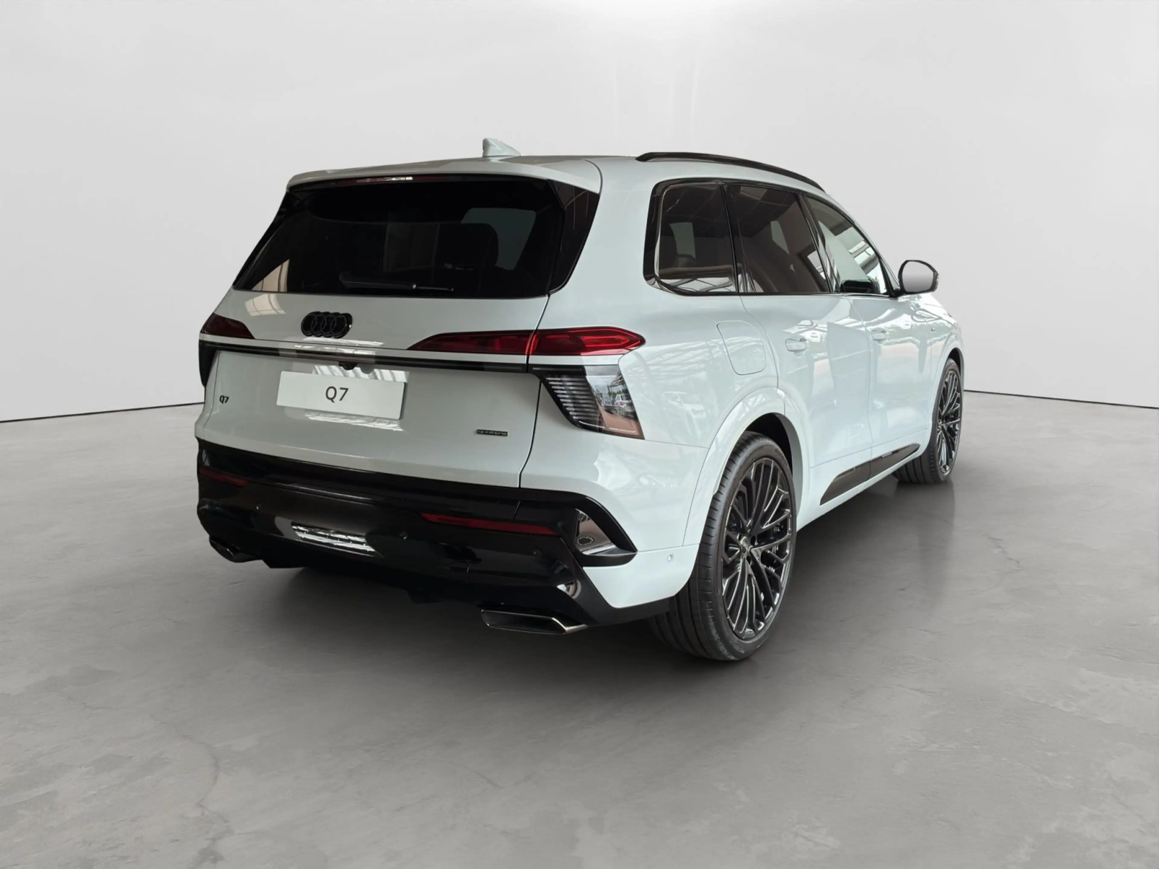Audi Q7 SUV TDI quattro 220 kW tiptronic — photo 4