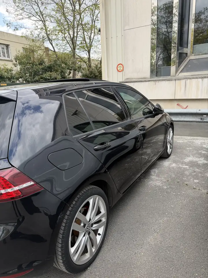 Volkswagen Golf Standard Model — photo 5