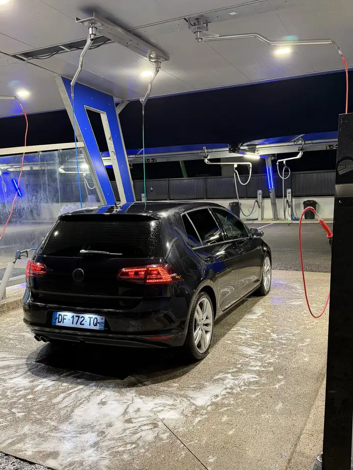 Volkswagen Golf Standard Model — photo 7