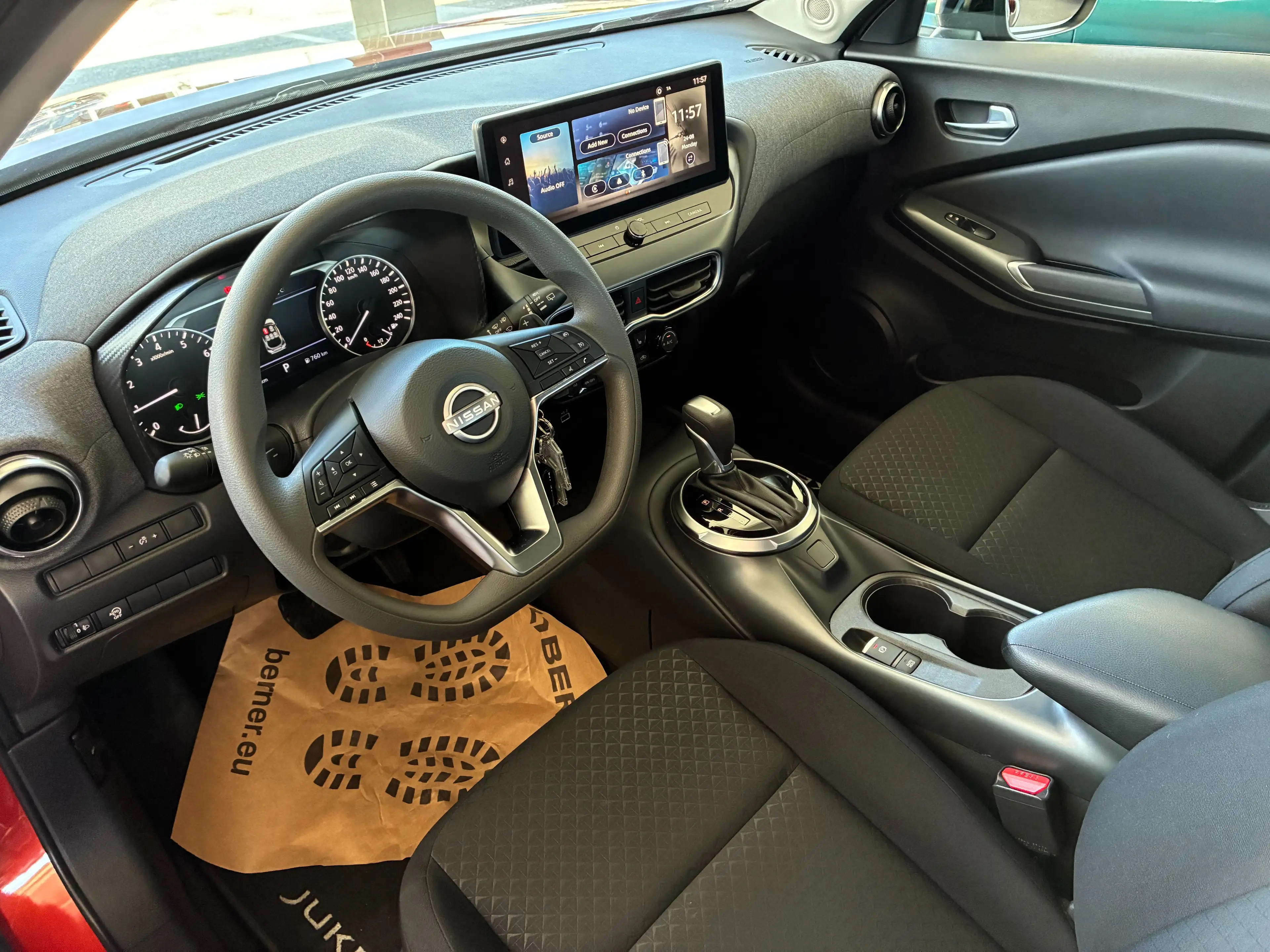Nissan Juke Juke 1,0 DIG-T Acenta+ DCT Acenta+ — photo 8