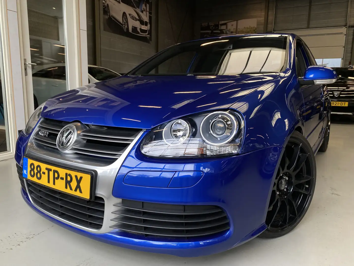 Volkswagen Golf 3.2 R32 Clima, Leder, 19inch OZ, Origineel Nederla Blue - 1