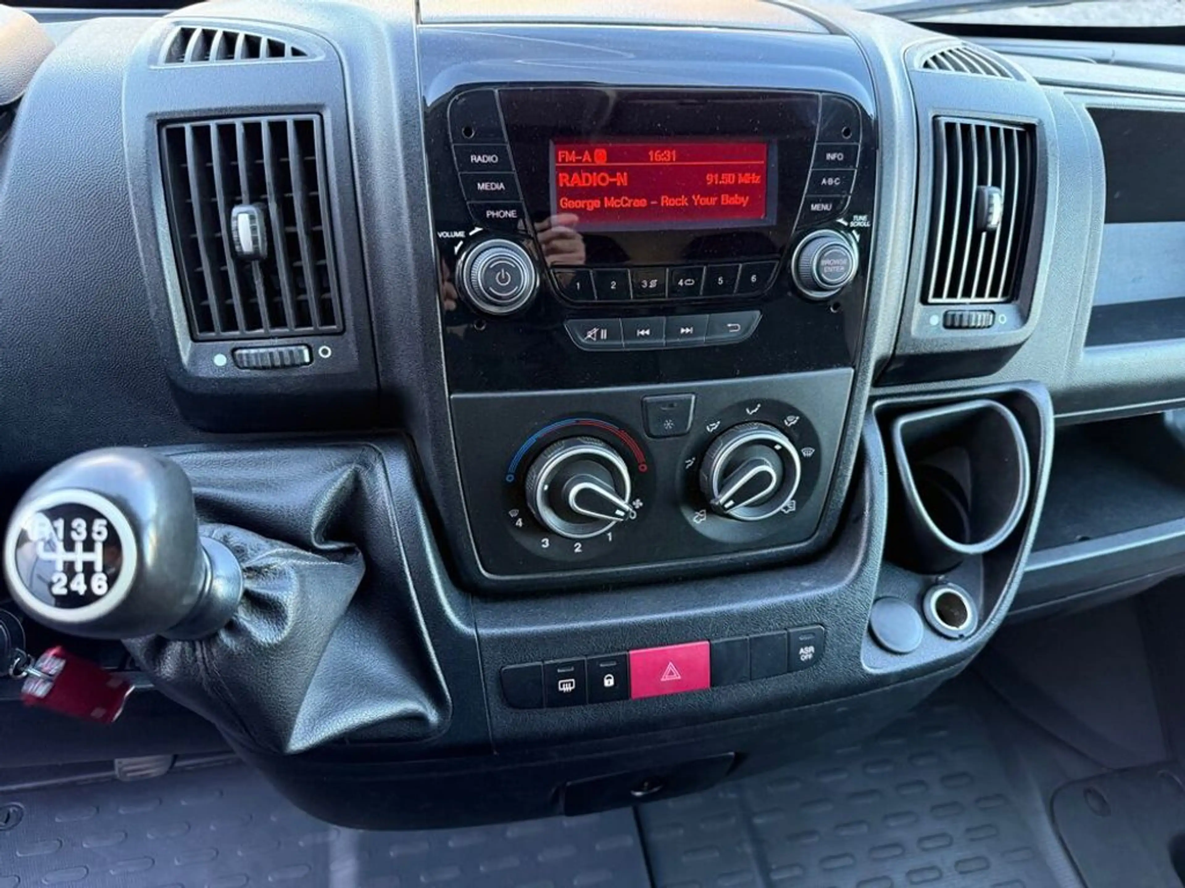 Peugeot Boxer 3500 L3H3 2,0 HDi 163 Euro6 **4990 NETTO*** — photo 15