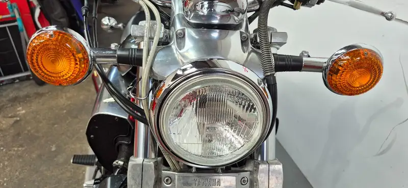 Yamaha VMAX - foto 5