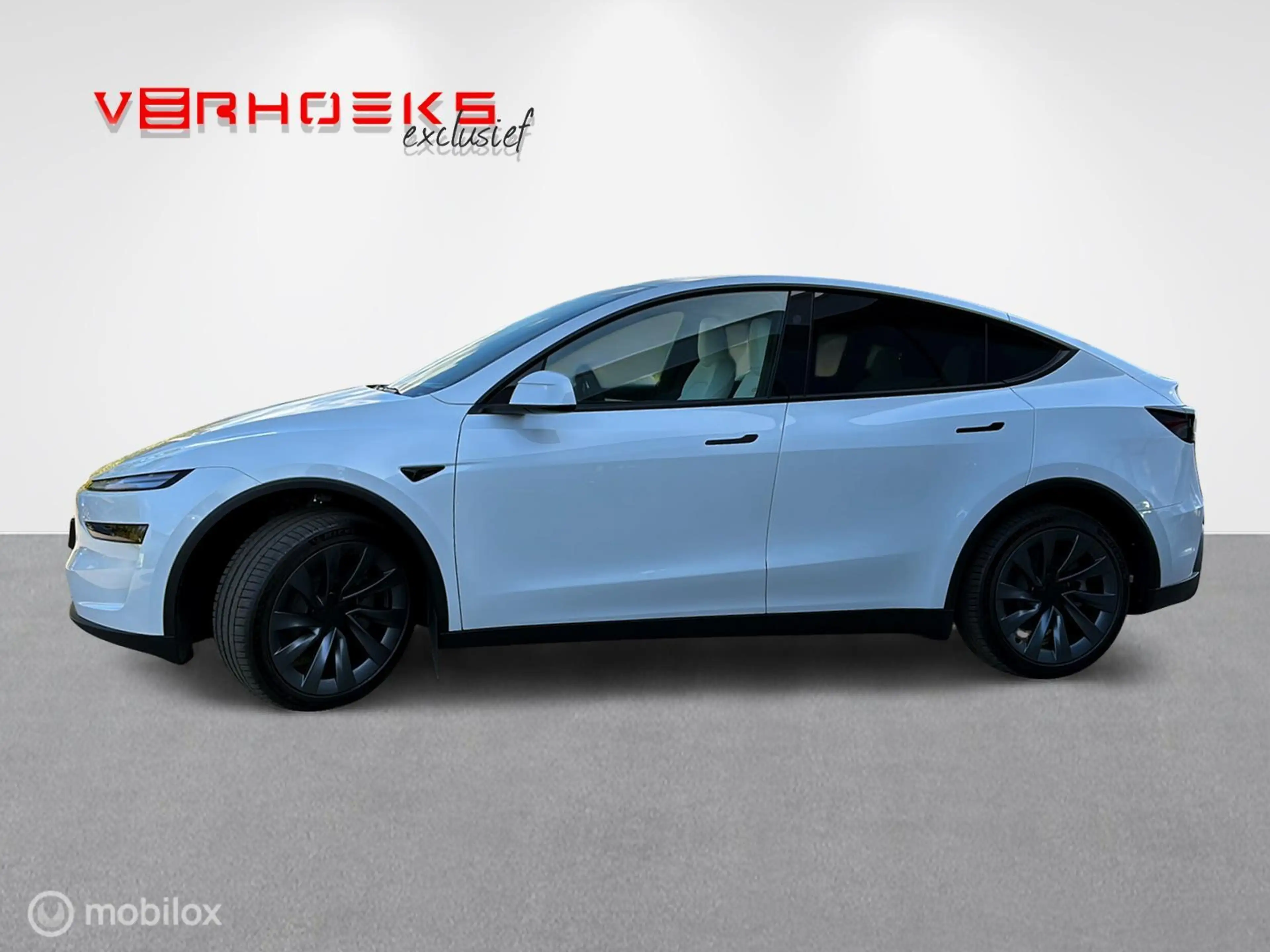 Tesla Model Y Premium Long Range RWD / Nieuw direct leverbaar!! — photo 3