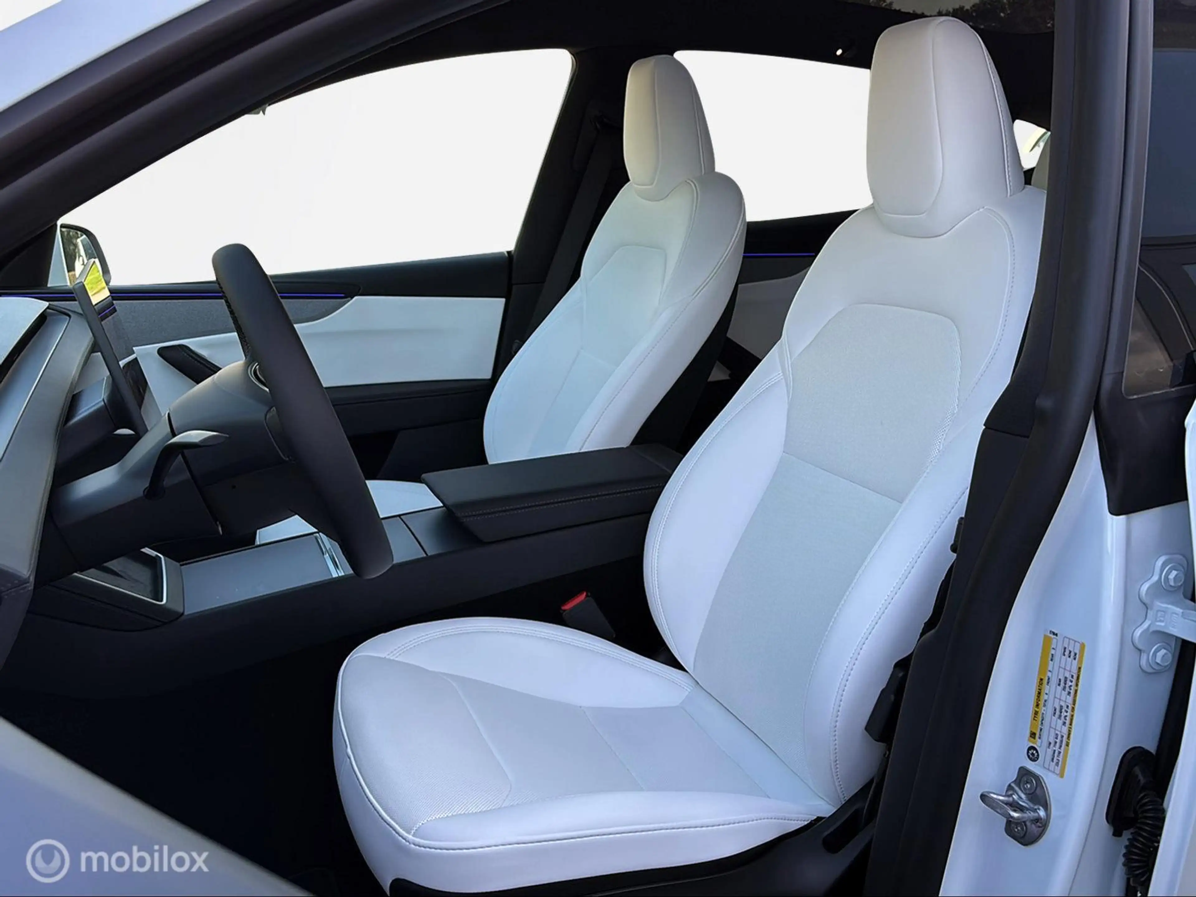 Tesla Model Y Premium Long Range RWD / Nieuw direct leverbaar!! — photo 6