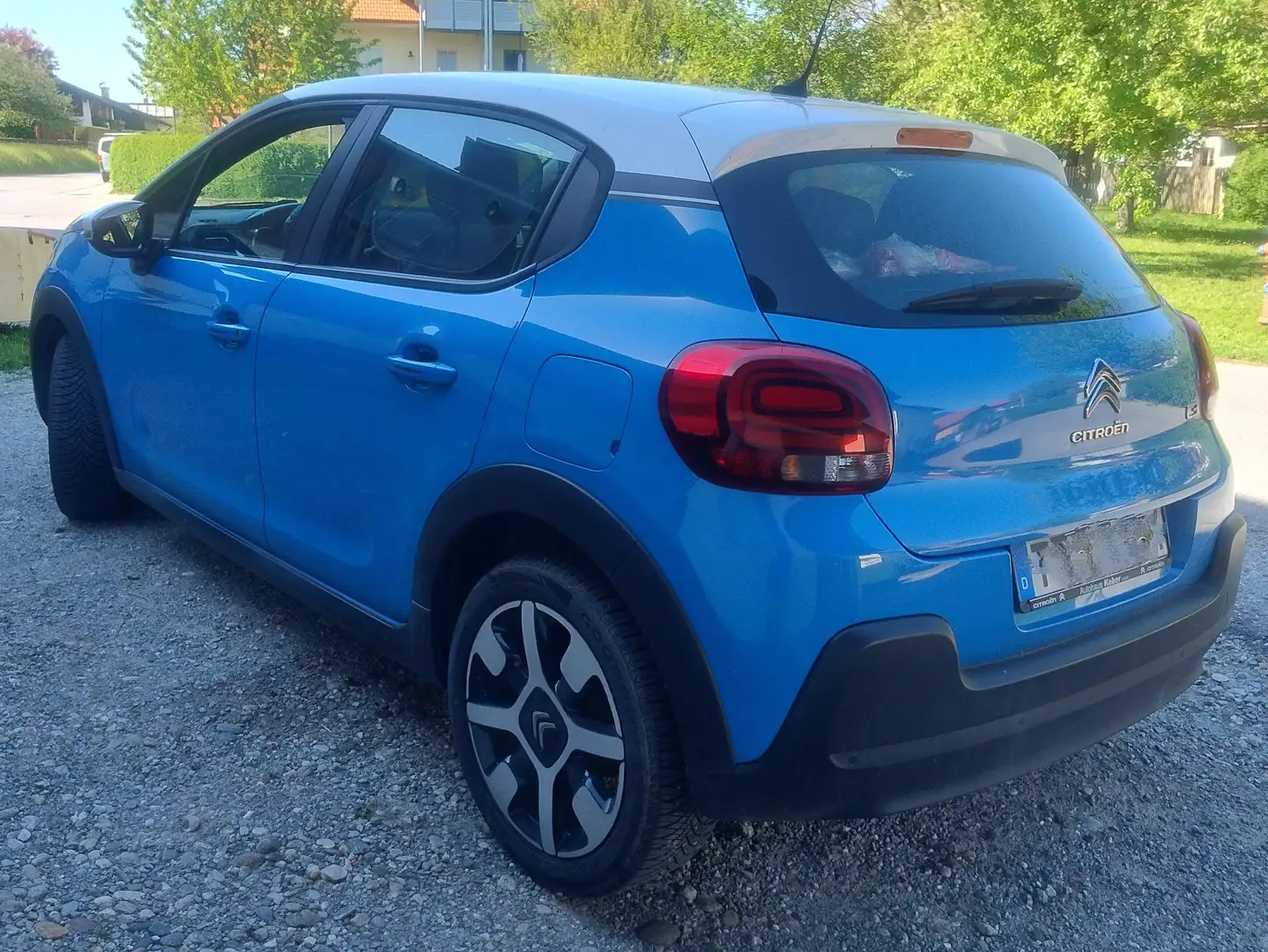Citroen C3 Pure Tech (VTi) 82 Exclusive Blau - 2