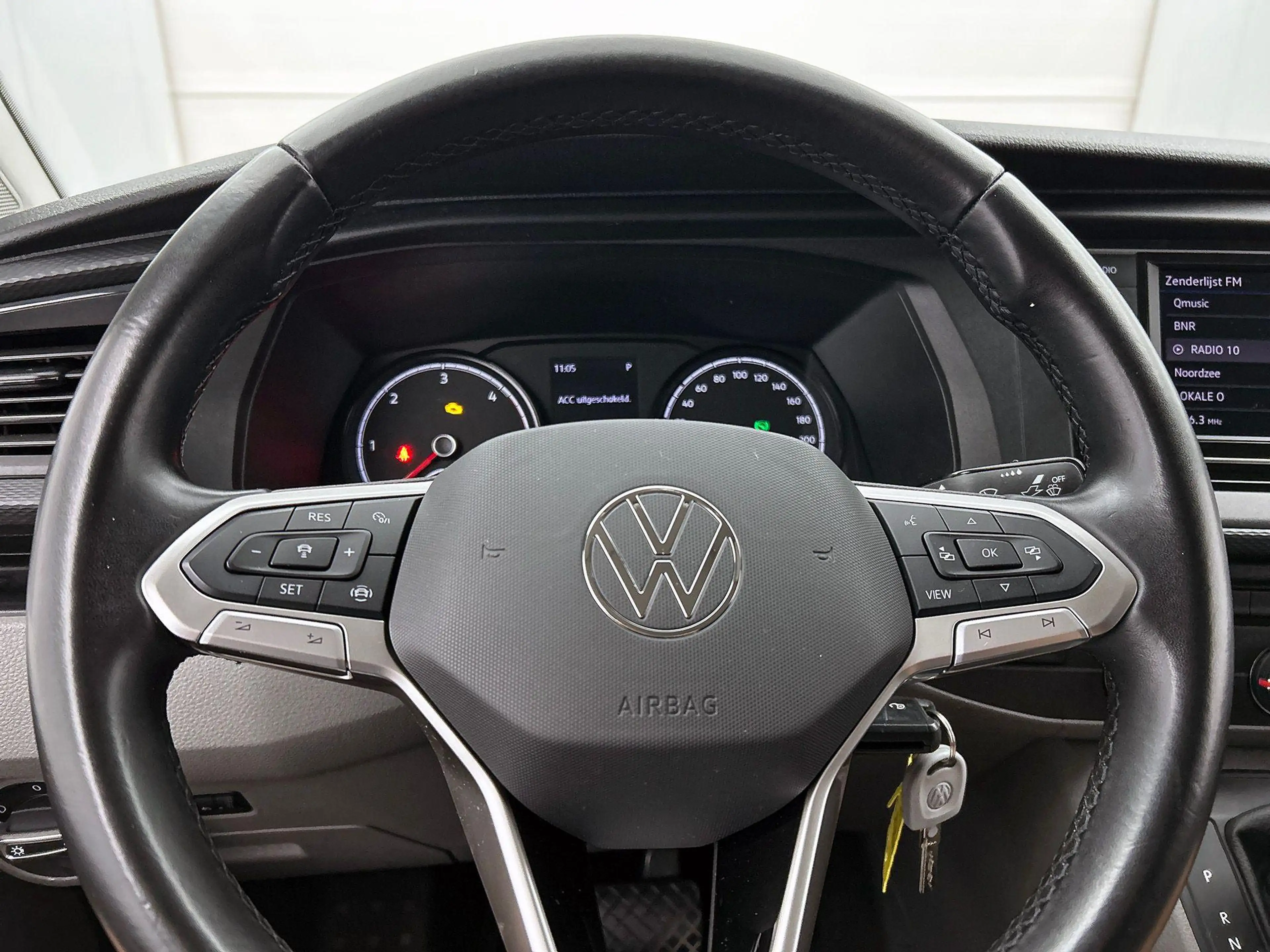 Volkswagen T6.1 Transporter 2.0 TDI L2H1 Automaat Dubbele Cabine Airco Cruise — photo 14