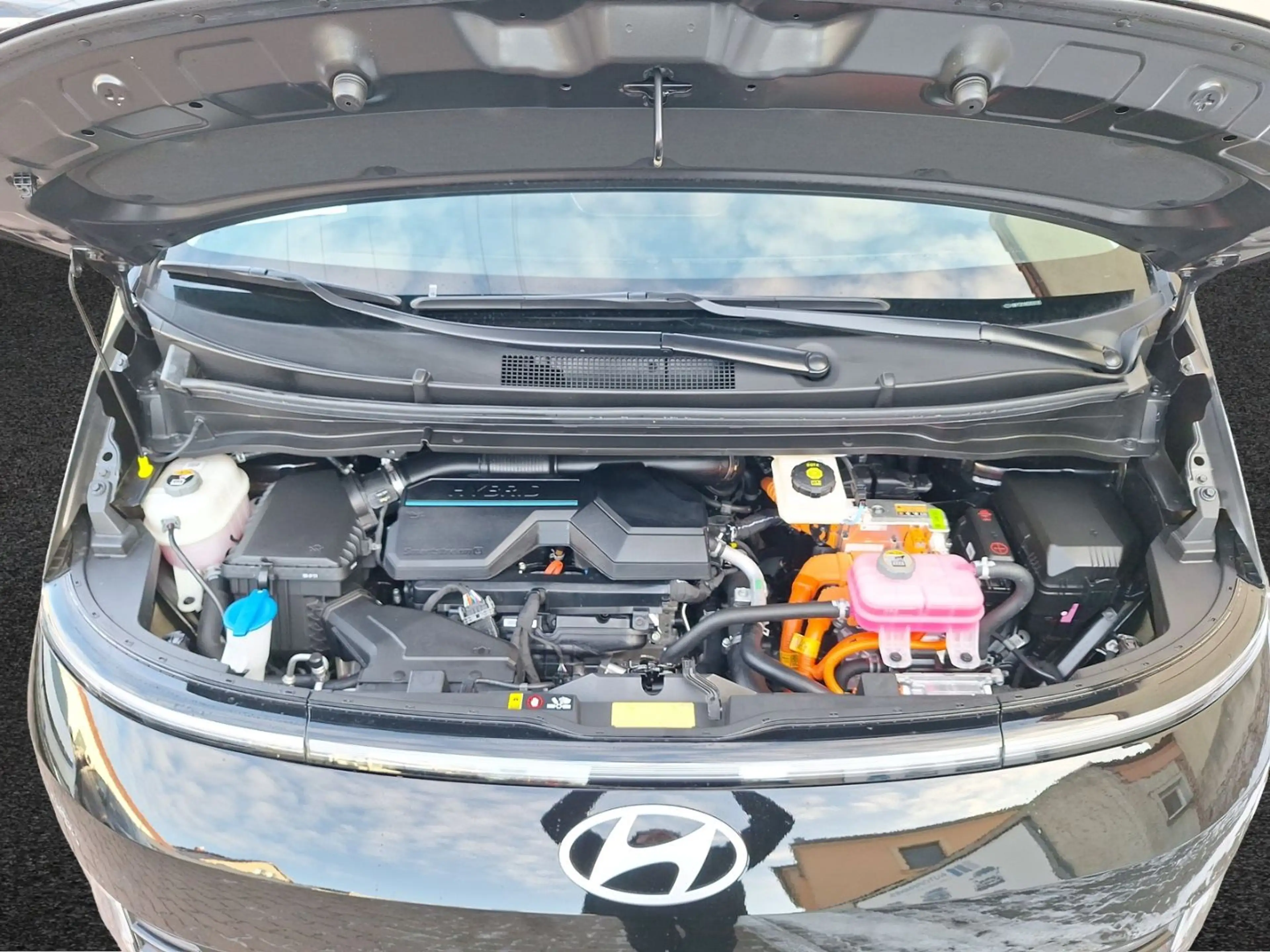 Hyundai STARIA Hybrid AT TREND 9-S LED Navi 360° Privacy — photo 7