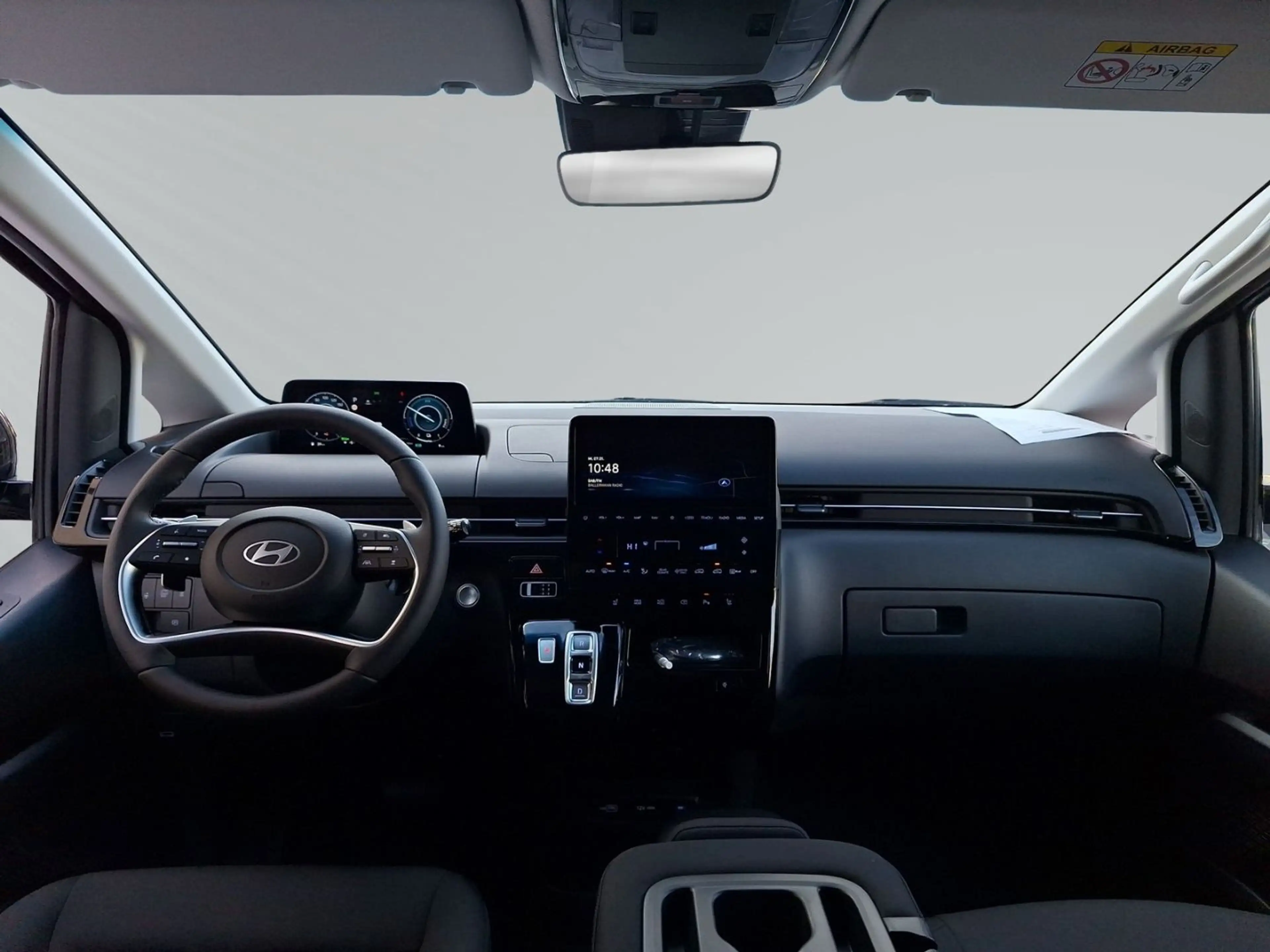 Hyundai STARIA Hybrid AT TREND 9-S LED Navi 360° Privacy — photo 12