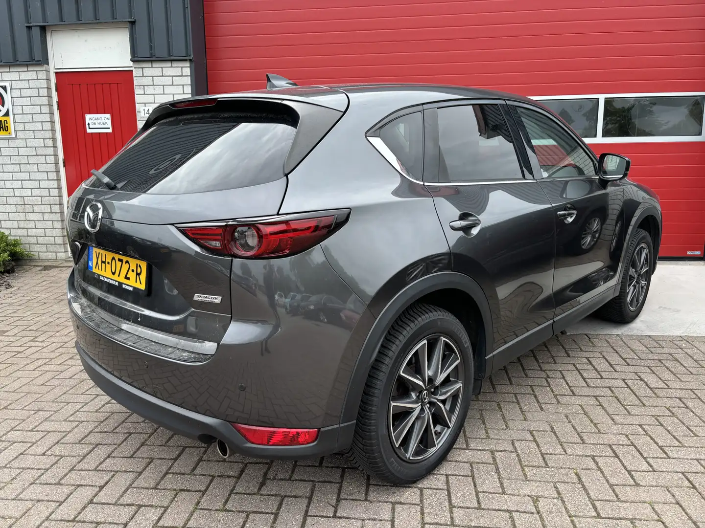 Mazda CX-5 2.0 SkyActiv-G 165 Skylease Luxury AUTOMAAT / FULL Grijs - 2