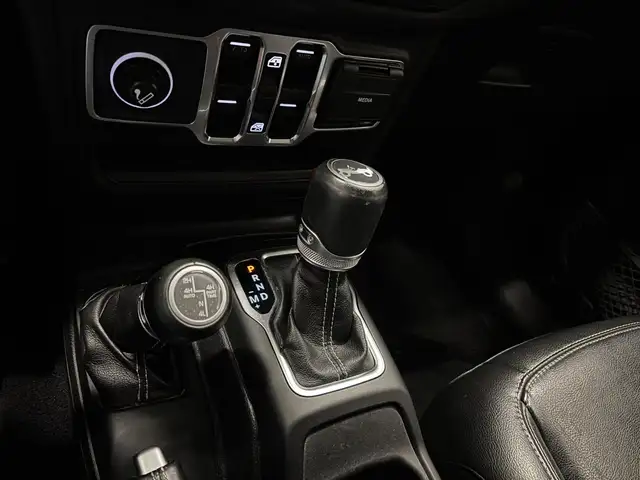 Jeep Wrangler view 11