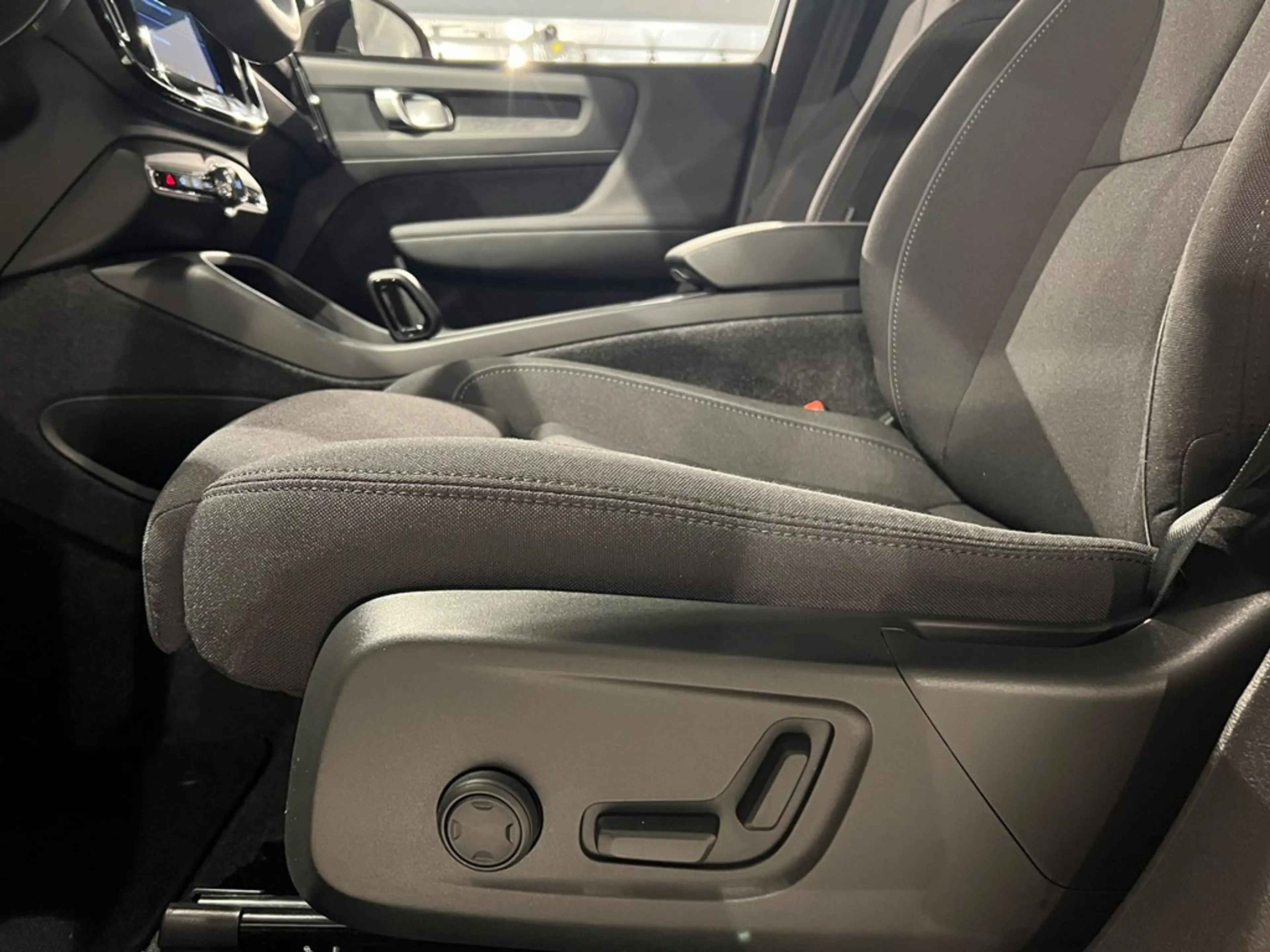 Volvo C40 Recharge Extended Range — photo 6