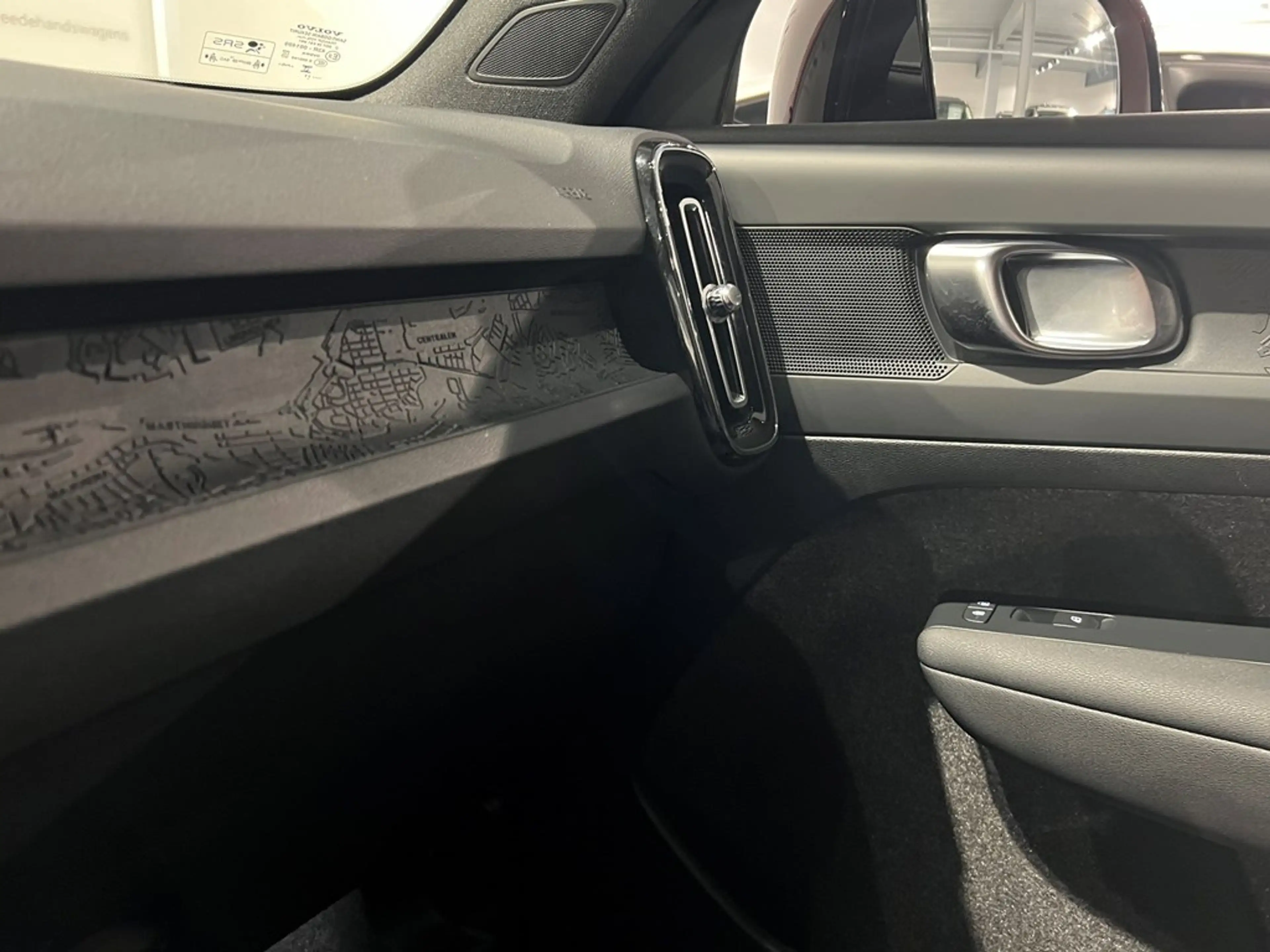 Volvo C40 Recharge Extended Range — photo 8