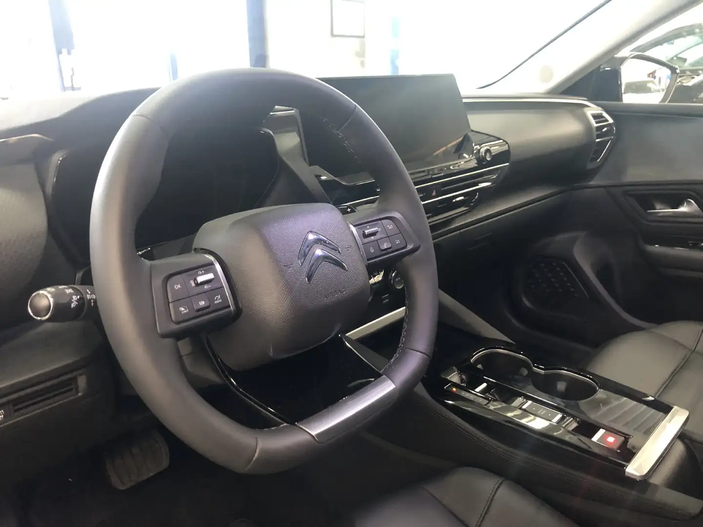 Citroen C5 X 1.2i 130pk PLUS AUTOM/LEDER/NAVI/HEADUP - NIEUW!! Wit - 2