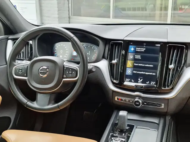 Volvo XC60 view 15