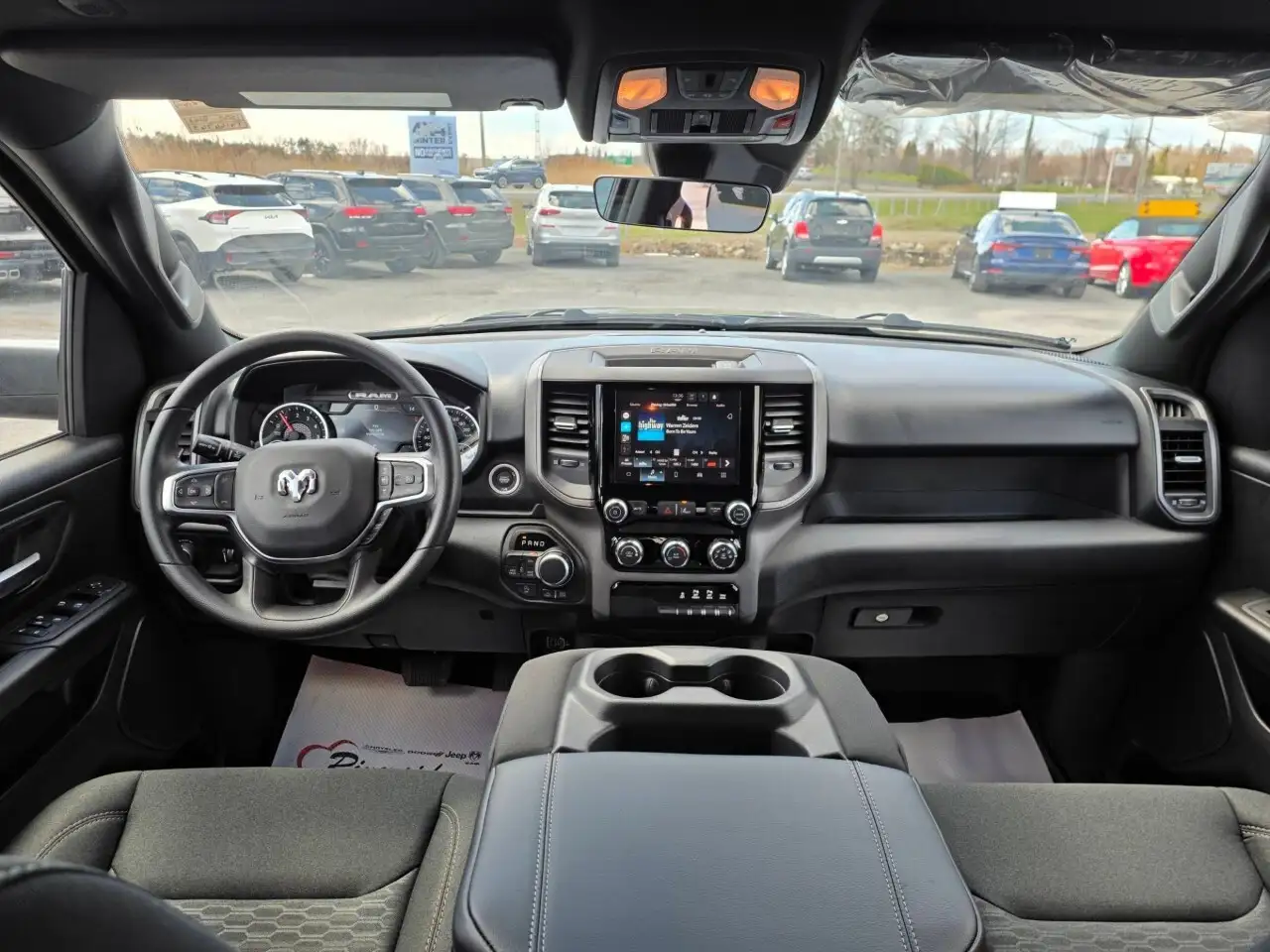 RAM 1500 снимка RAM 1500