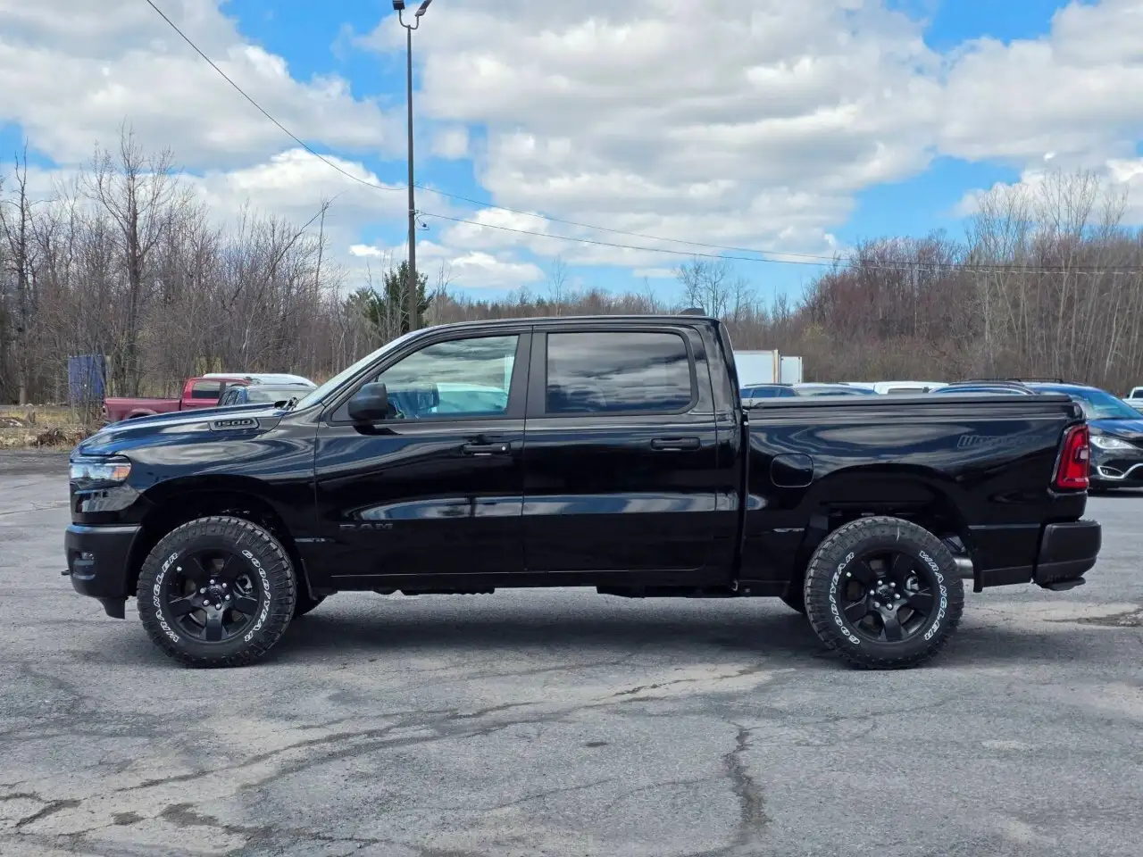 RAM 1500 снимка RAM 1500