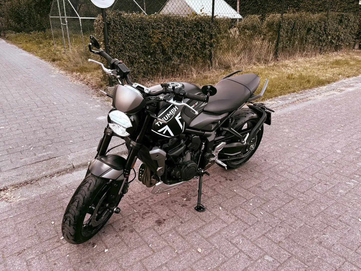 Triumph Trident 660 Noir - 1
