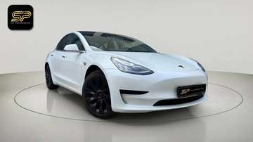 Standard Range Plus * Pack MMX * Autopilot * Toit