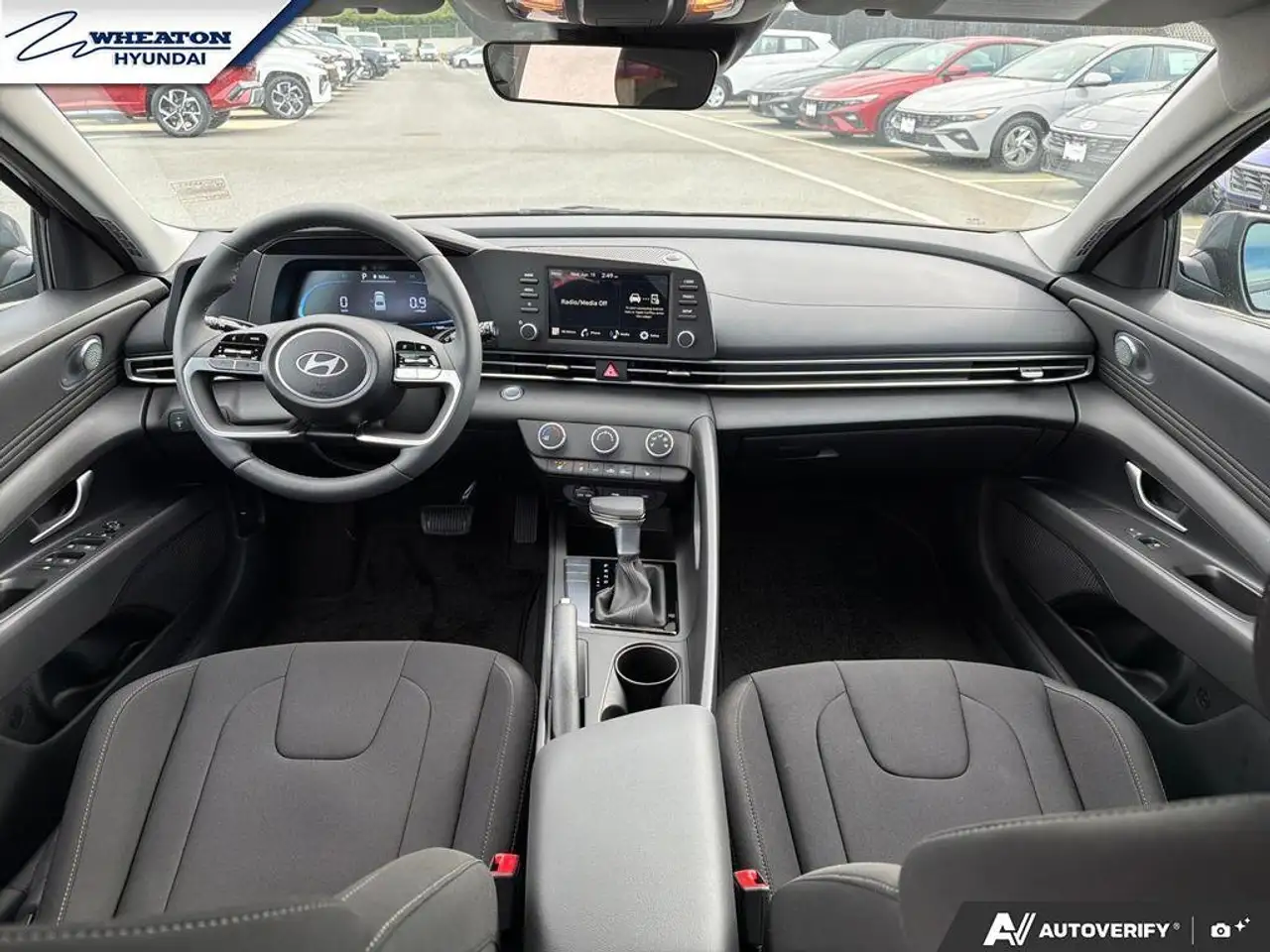 Hyundai ELANTRA снимка Hyundai ELANTRA