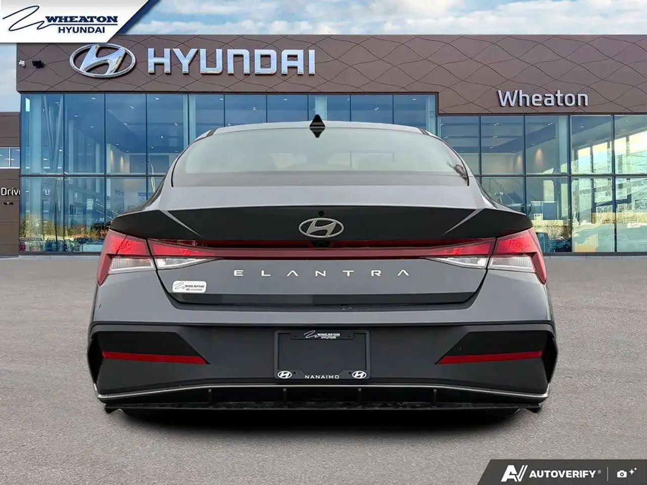 Hyundai ELANTRA снимка Hyundai ELANTRA