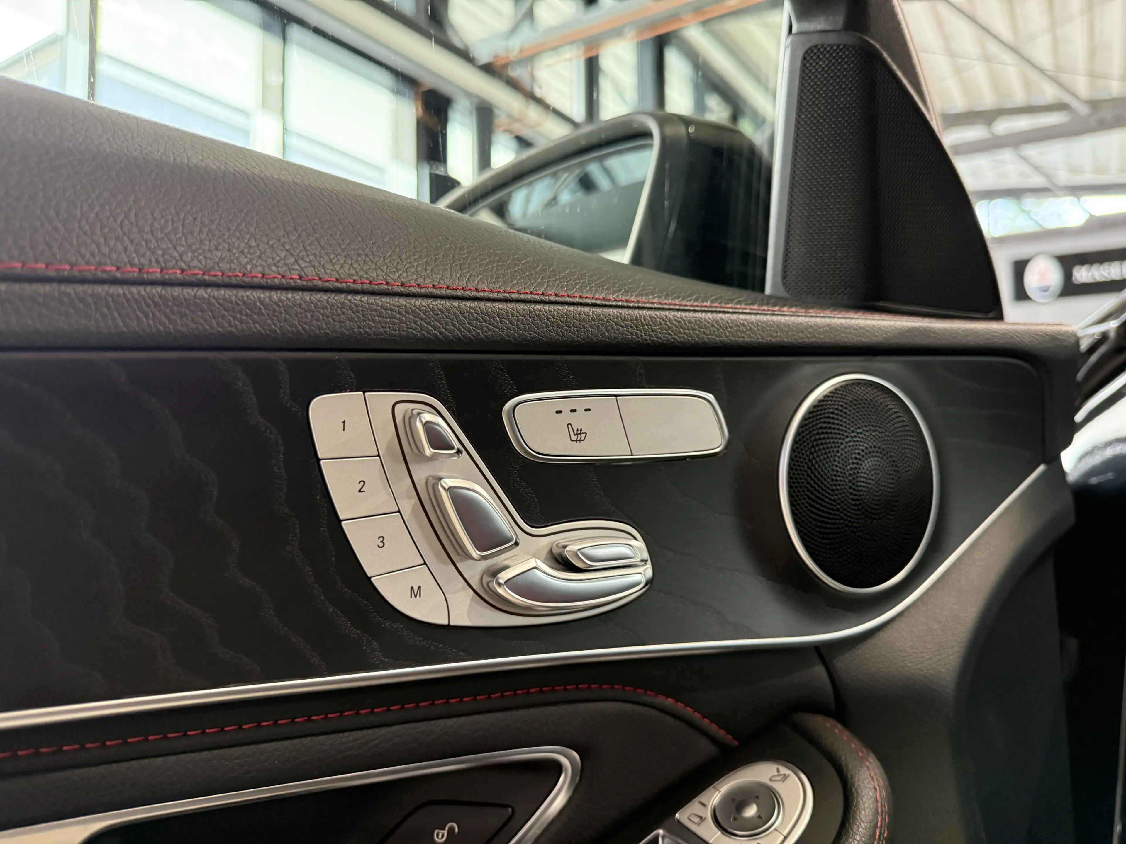 Mercedes-Benz C 43 AMG 4Matic T*PEF.ABGAS*PANO*LED*NAVI* — photo 11
