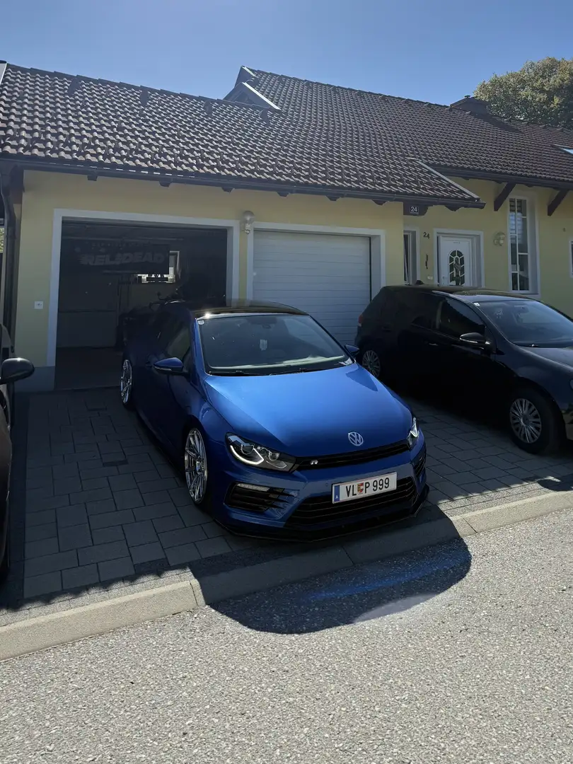 Volkswagen Scirocco 2,0 TSI R DSG Blau - 1